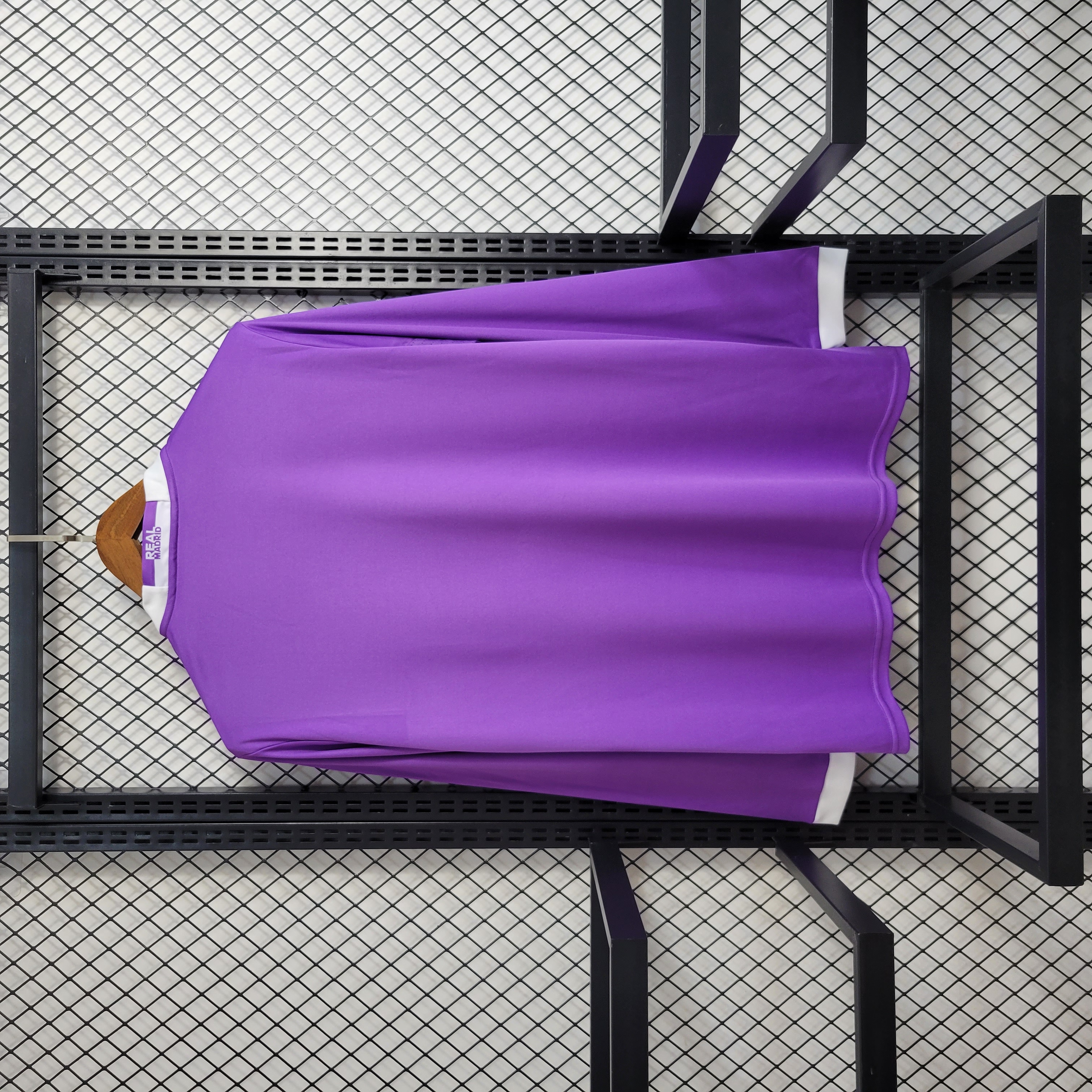 Retro Real Madrid 16-17 Away Long Sleeve Jersey - Champions League Final Version - Unitedfutballjersey