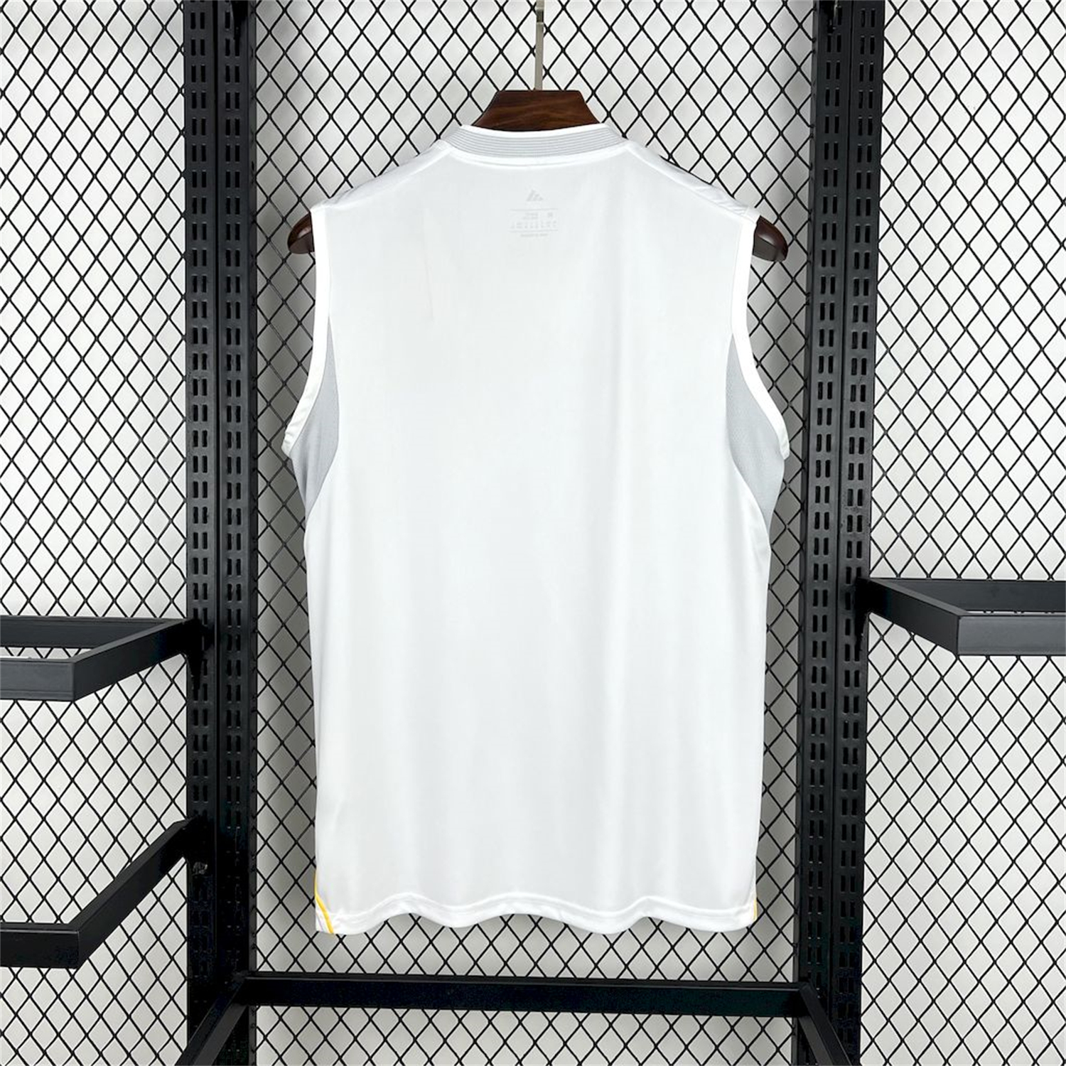 Real Madrid 25-26 Home Vest - Fans Version - Unitedfutballjersey