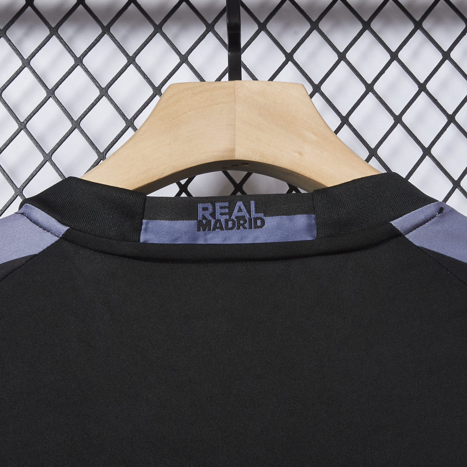 Retro Real Madrid 16-17 Third Jersey - Unitedfutballjersey