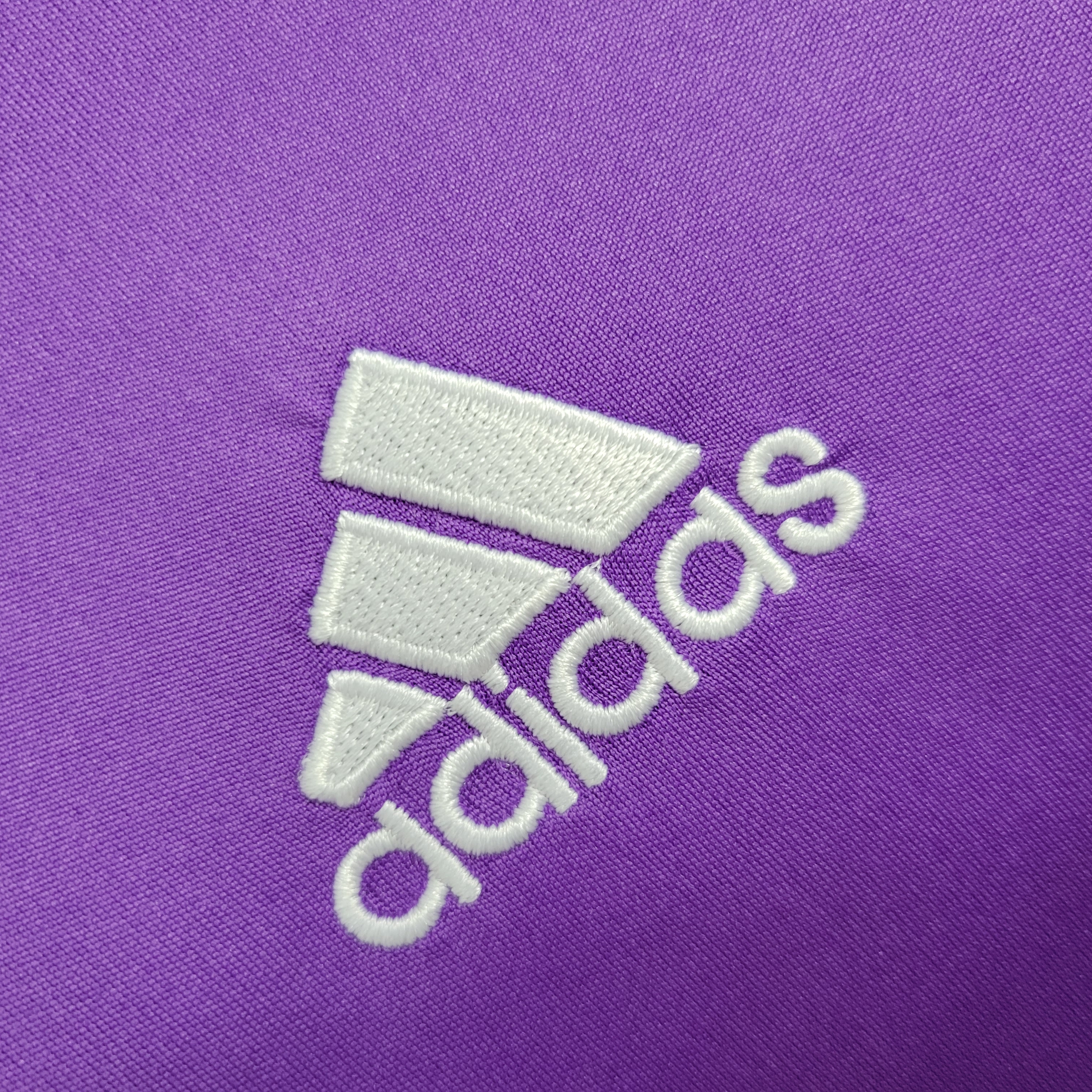 Retro Real Madrid 16-17 Away Long Sleeve Jersey - Champions League Final Version - Unitedfutballjersey