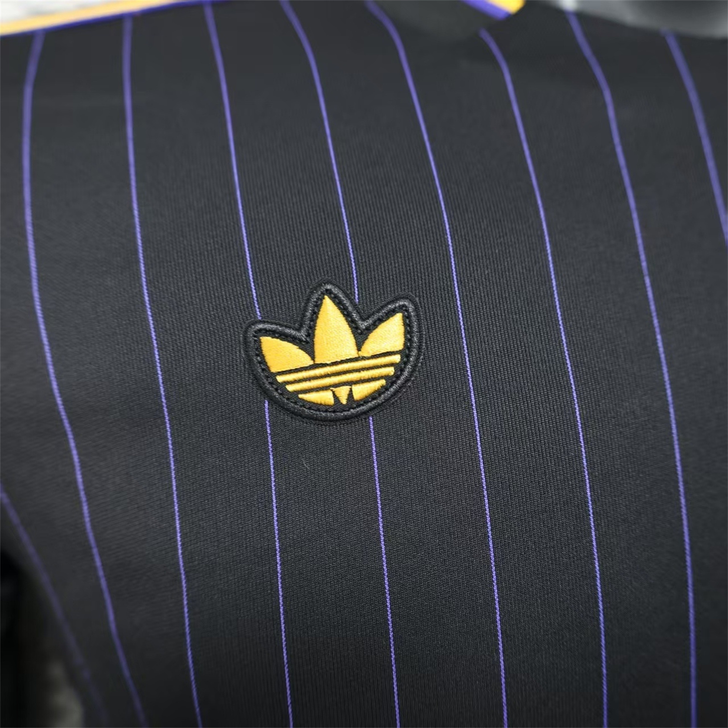 Manchester United 25-26 Trefoil Purple Lines Black Travel Jersey - Player Version - Unitedfutballjersey