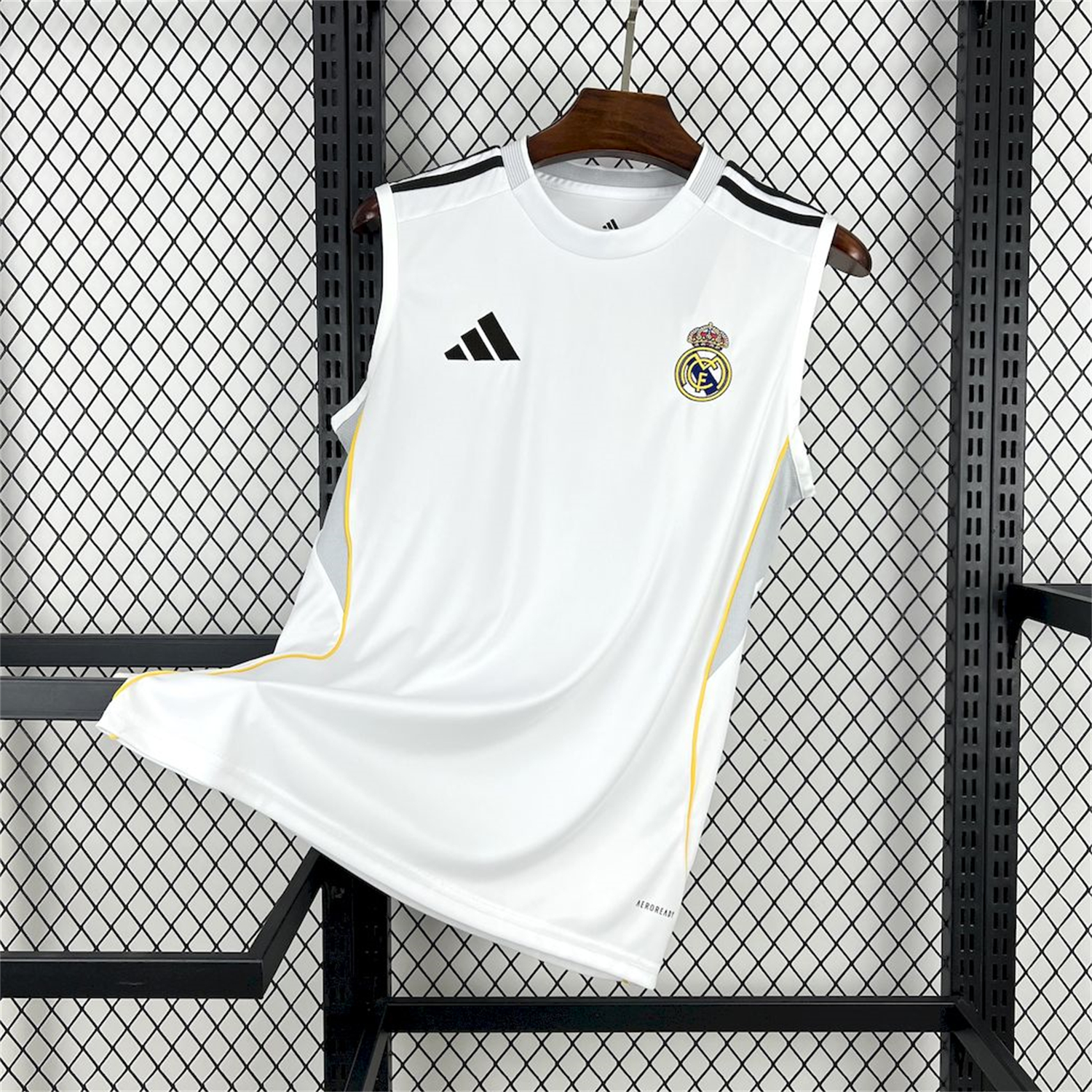 Real Madrid 25-26 Home Vest - Fans Version - Unitedfutballjersey
