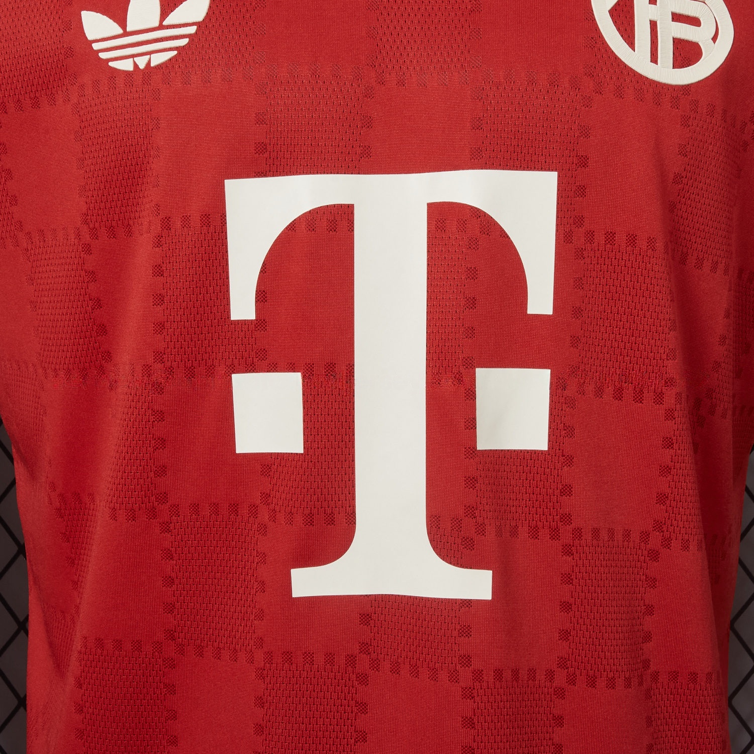 Bayern Munich 25-26 Trefoil Red Special Jersey - Player Version - Unitedfutballjersey