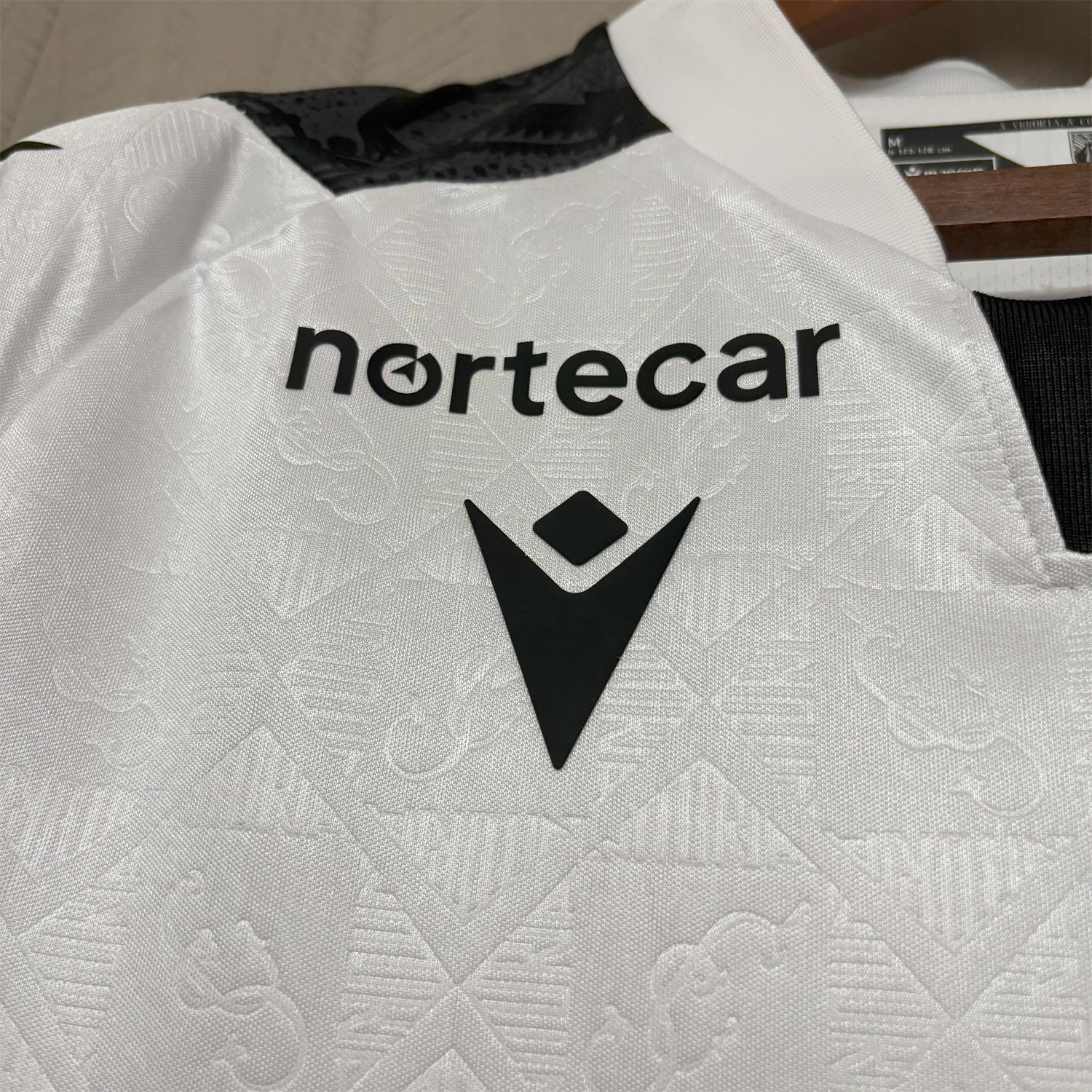 Guimaraes 25-26 Home Jersey - Fans Version - Unitedfutballjersey