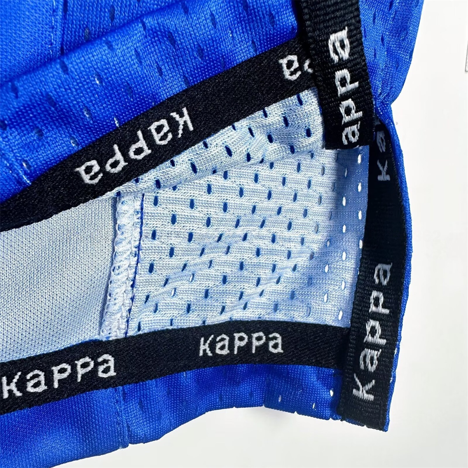 Retro Juventus 1997-99 Third Jersey - Unitedfutballjersey