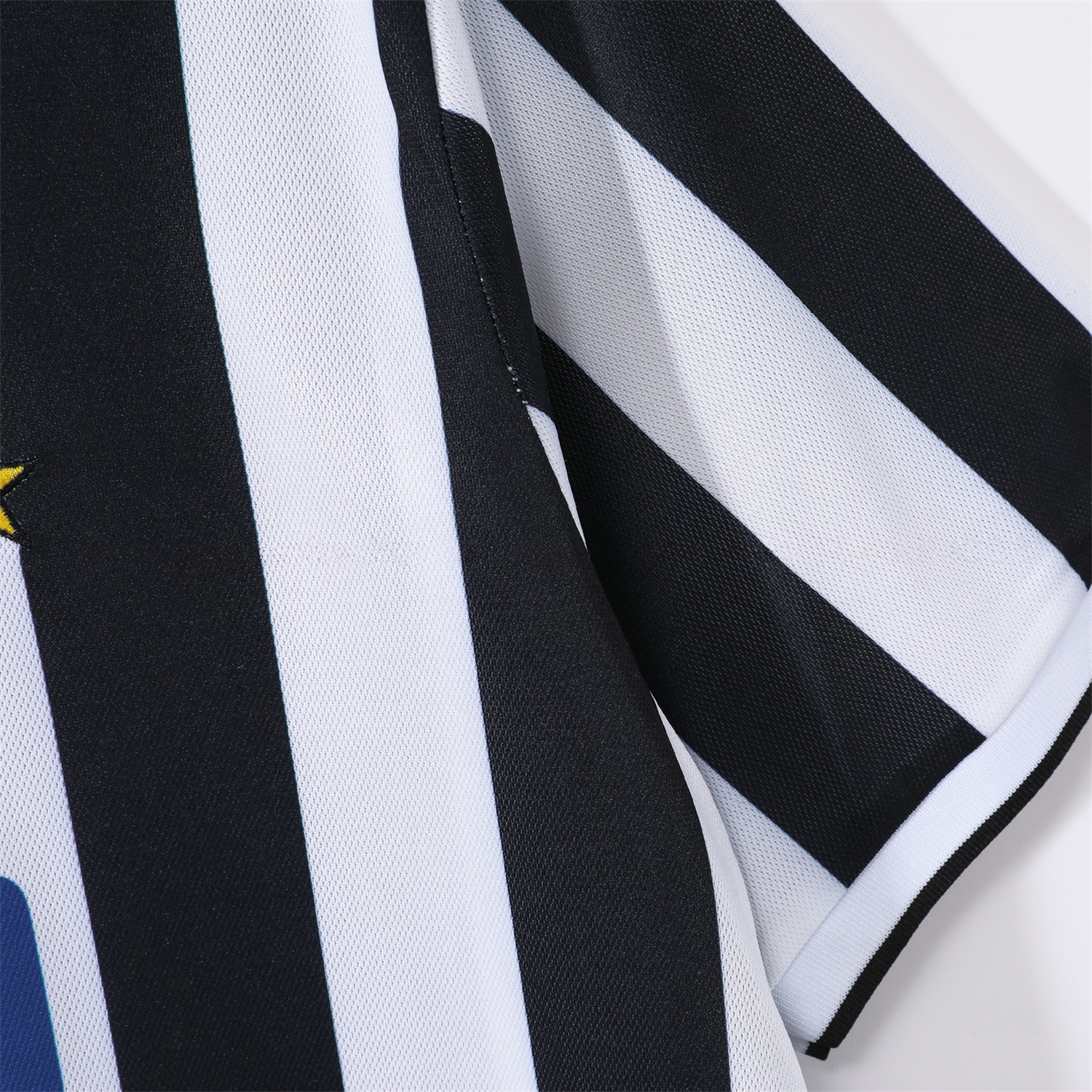 Retro Juventus 1994-95 Home Jersey - Unitedfutballjersey