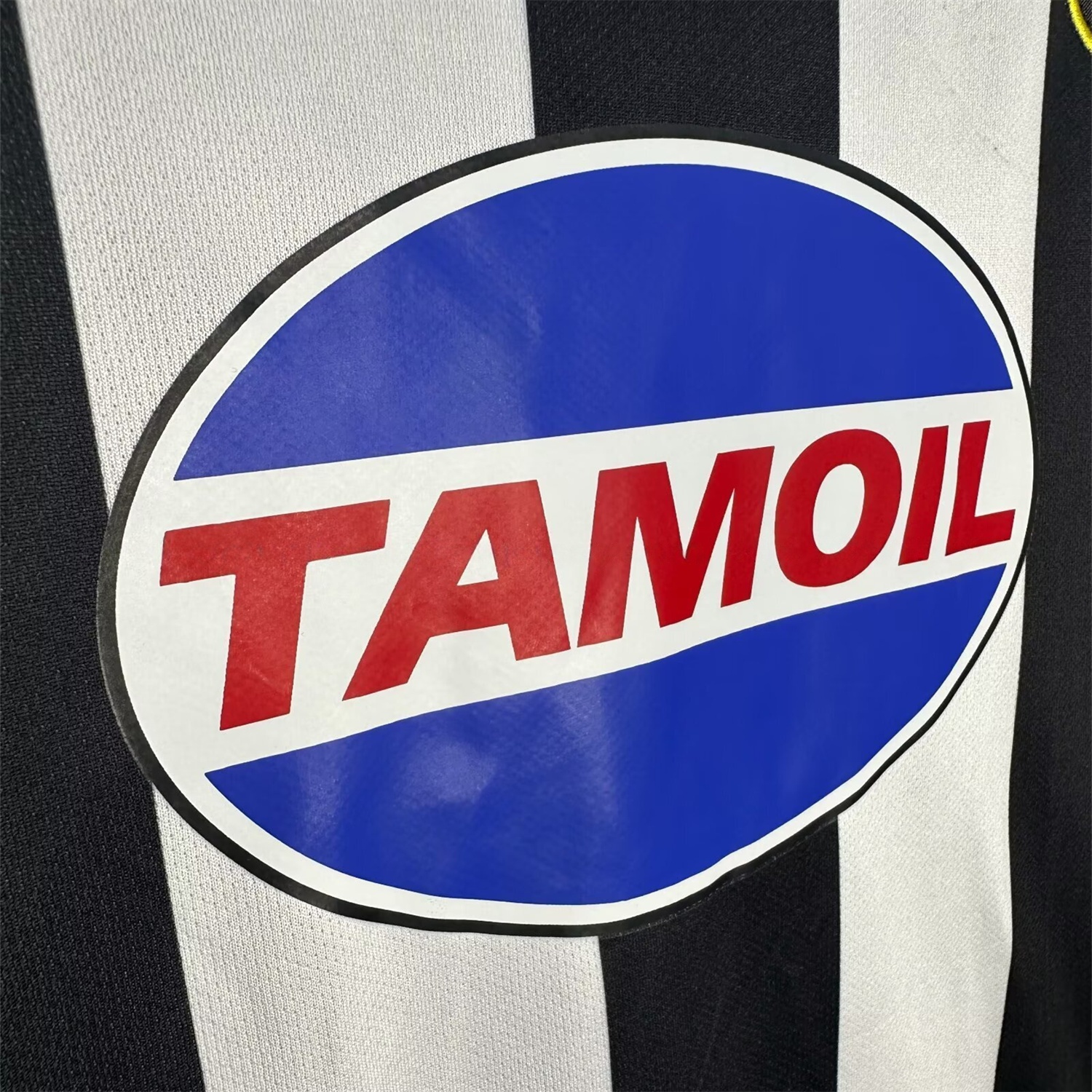 Retro Juventus 2002-03 European Home Long Sleeves Jersey - Unitedfutballjersey