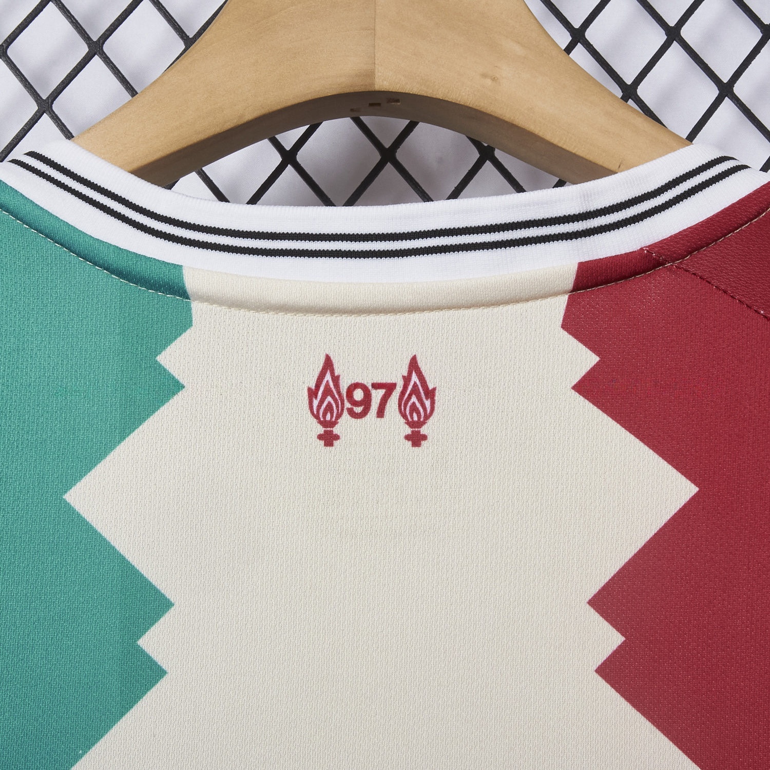 Liver.pool 25-26 Tricolor Shirt - Fans Version - Unitedfutballjersey