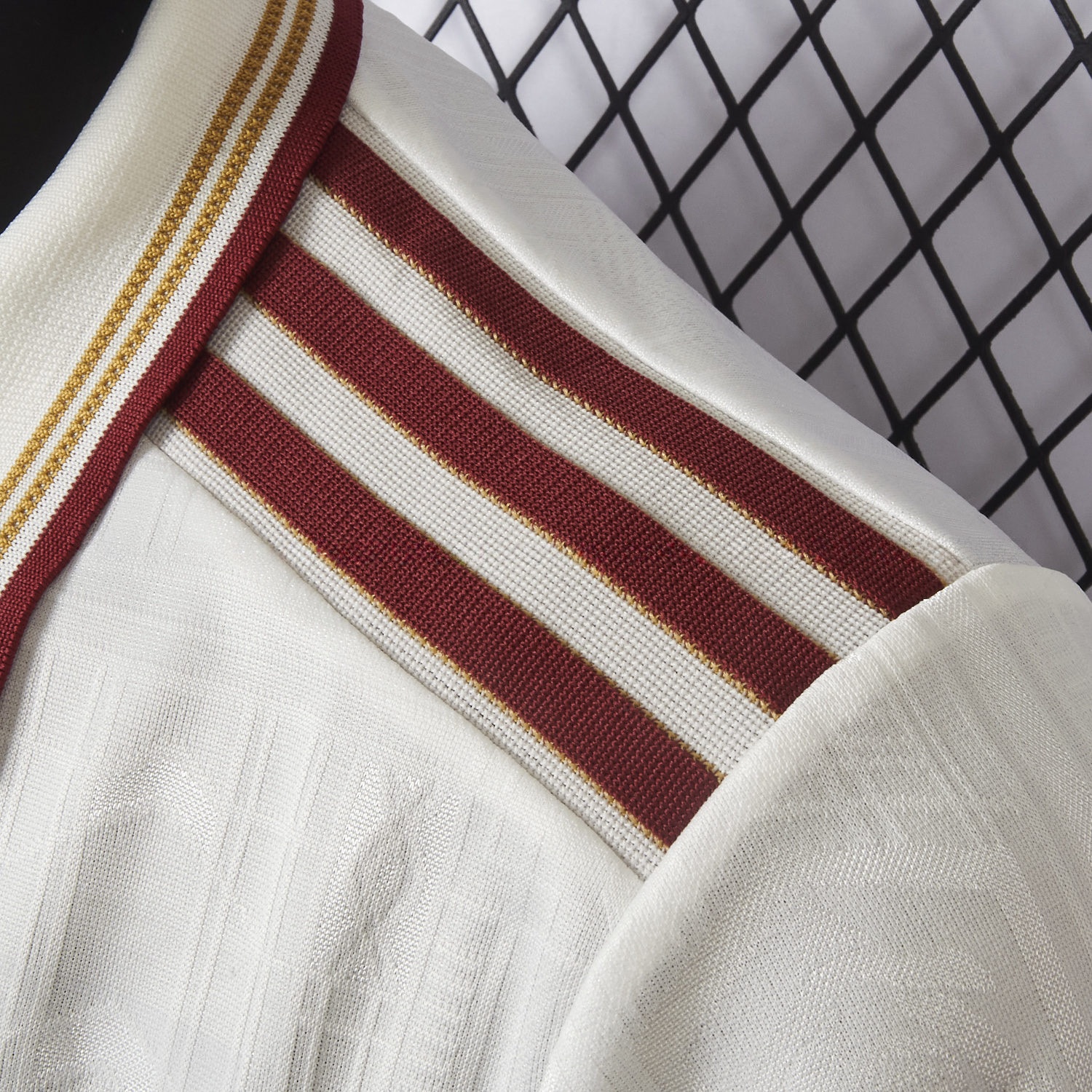 【Embroidered Flower Version】Arsenal 25-26 Third White Jersey - Player Version - Unitedfutballjersey