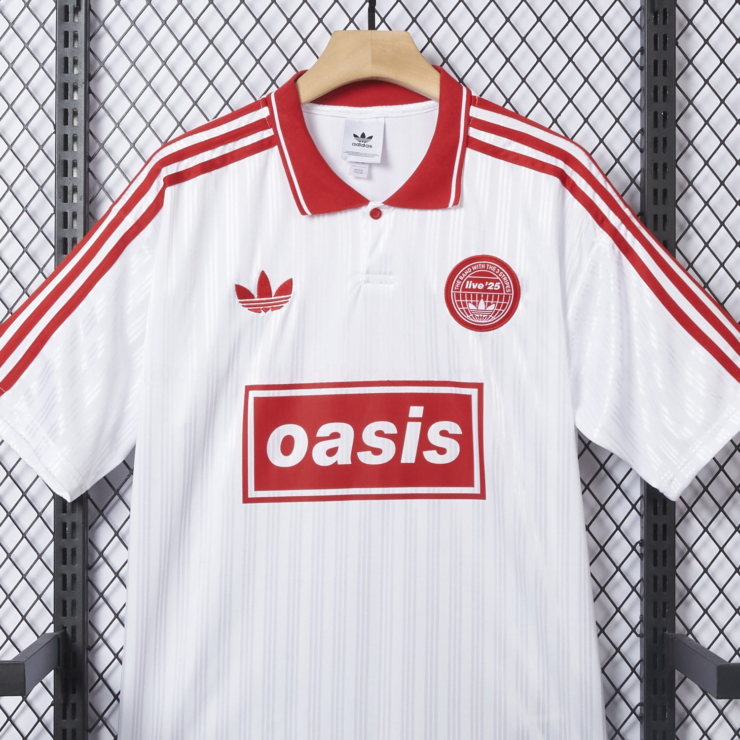 Bohemian 25-26 Oasis Originals Tour White And Red Jersey With Number 25 - Fans Version - Unitedfutballjersey