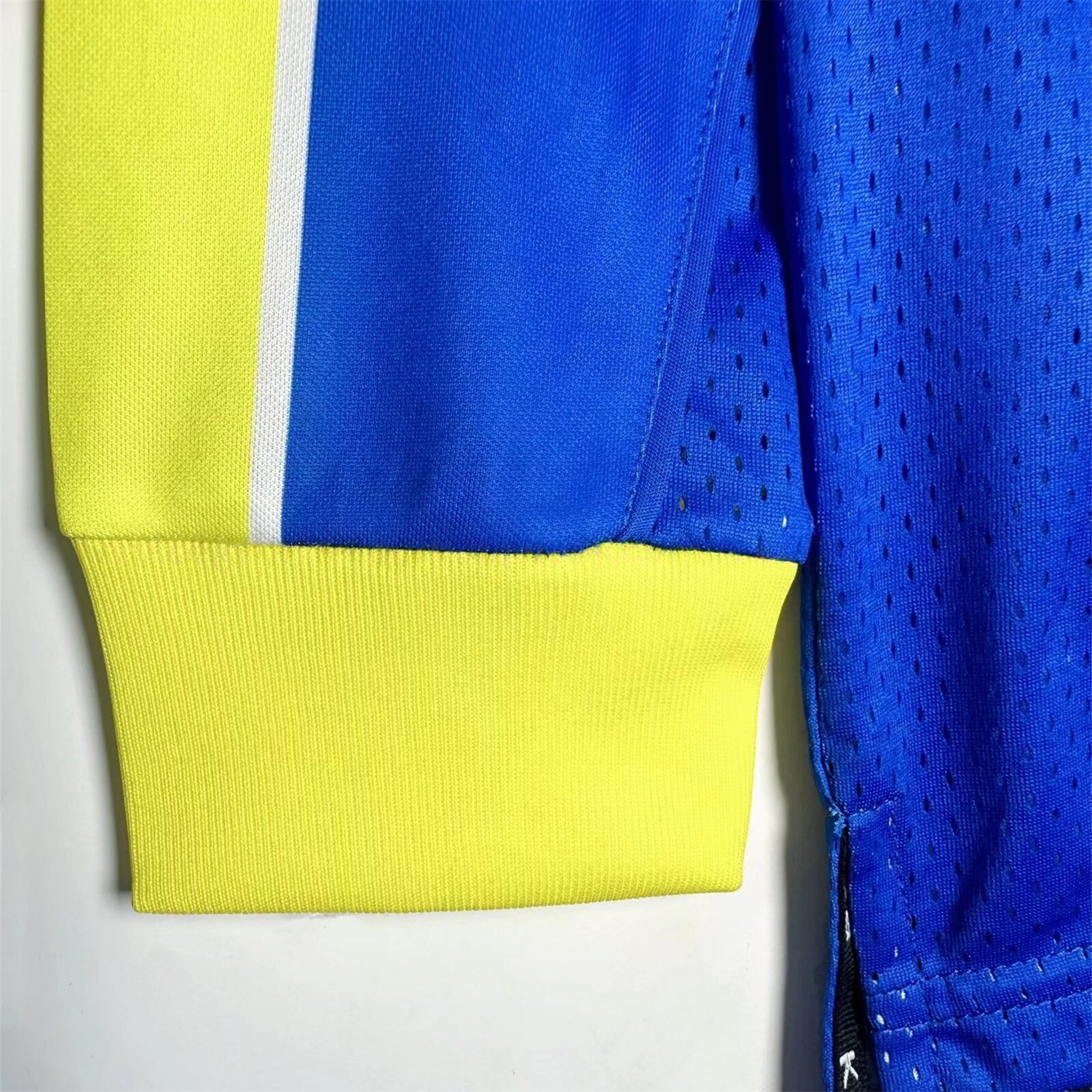 Retro Juventus 1997-99 Third Long Sleeves Jersey - Unitedfutballjersey