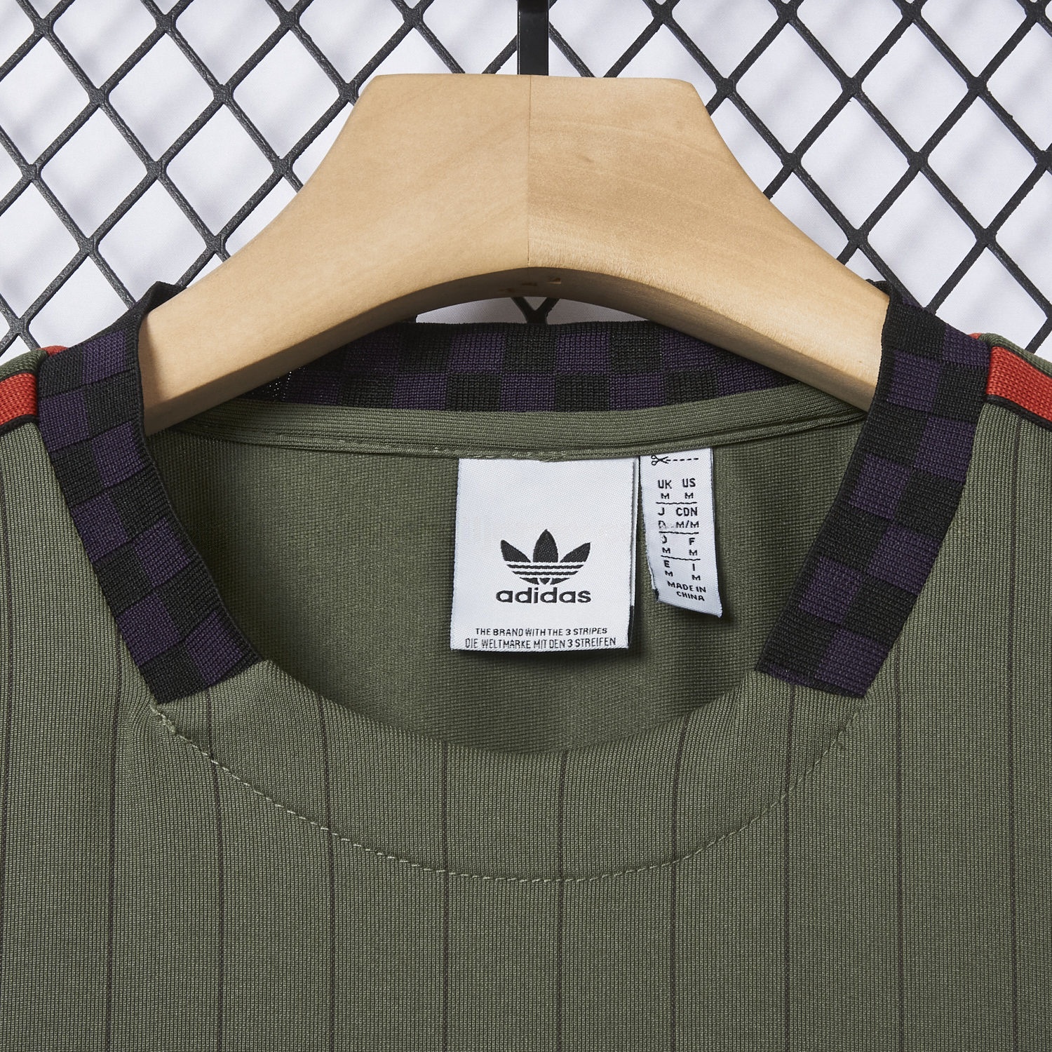 Bayern Munich 25-26 Trefoil Green Travel Jersey - Fans Version - Unitedfutballjersey