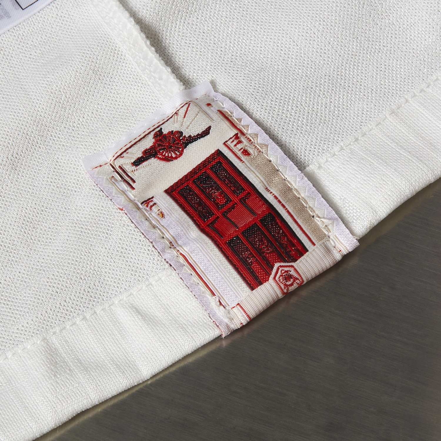 【Embroidered Flower Version】Arsenal 25-26 Third White Jersey - Player Version - Unitedfutballjersey