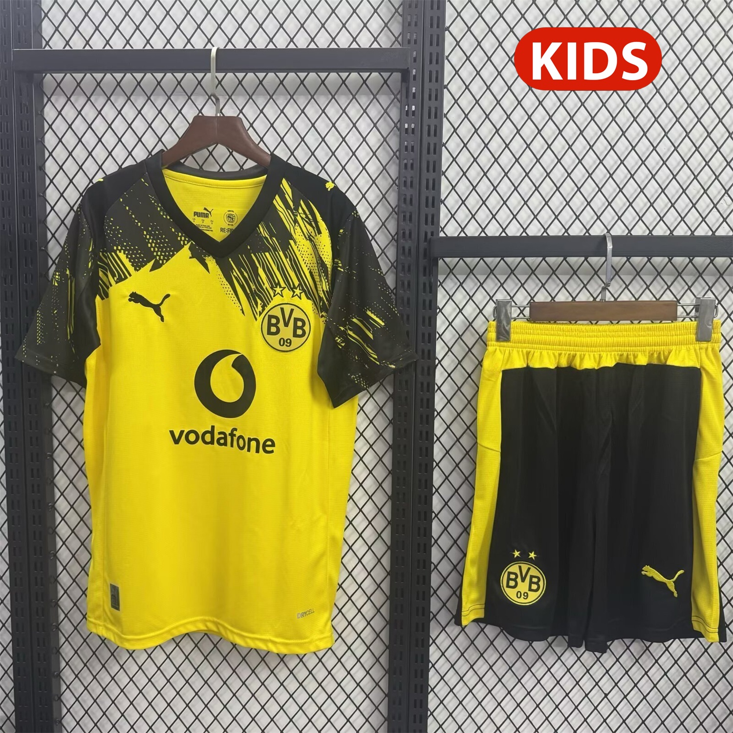 Dortmund 25-26 Home Kids Kit - Unitedfutballjersey