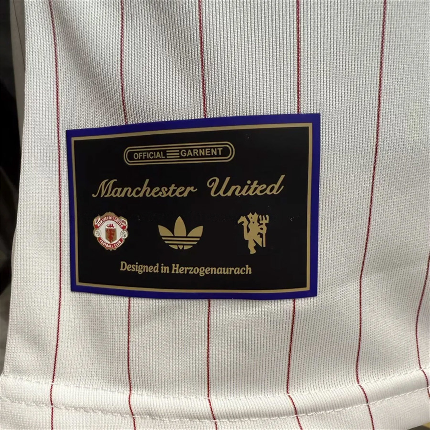 Manchester United 25-26 Trefoil Red Lines White Travel Jersey - Player Version - Unitedfutballjersey