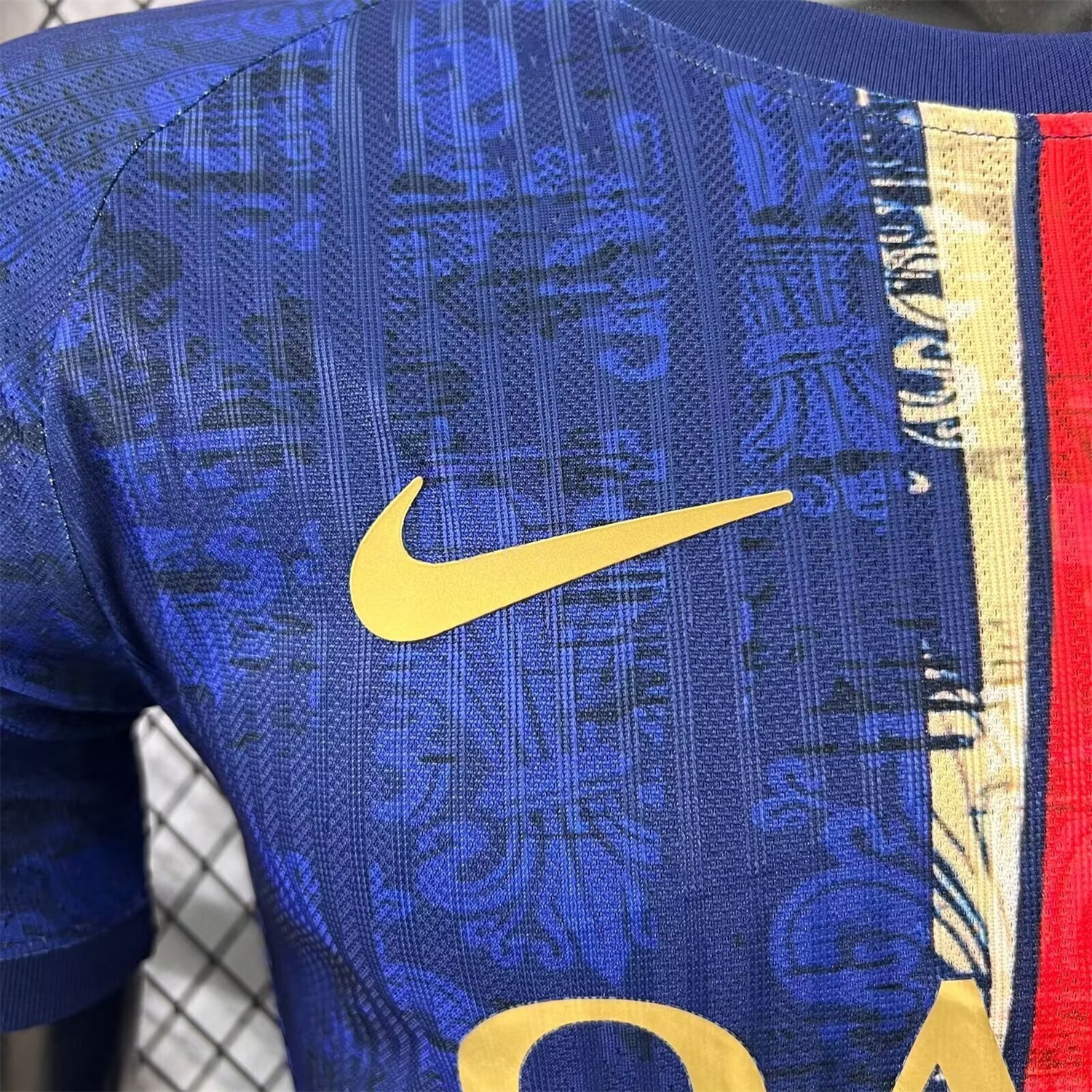 Paris Saint-Germain PSG 25-26 Red Slash Blue Special Jersey - Player Version - Unitedfutballjersey