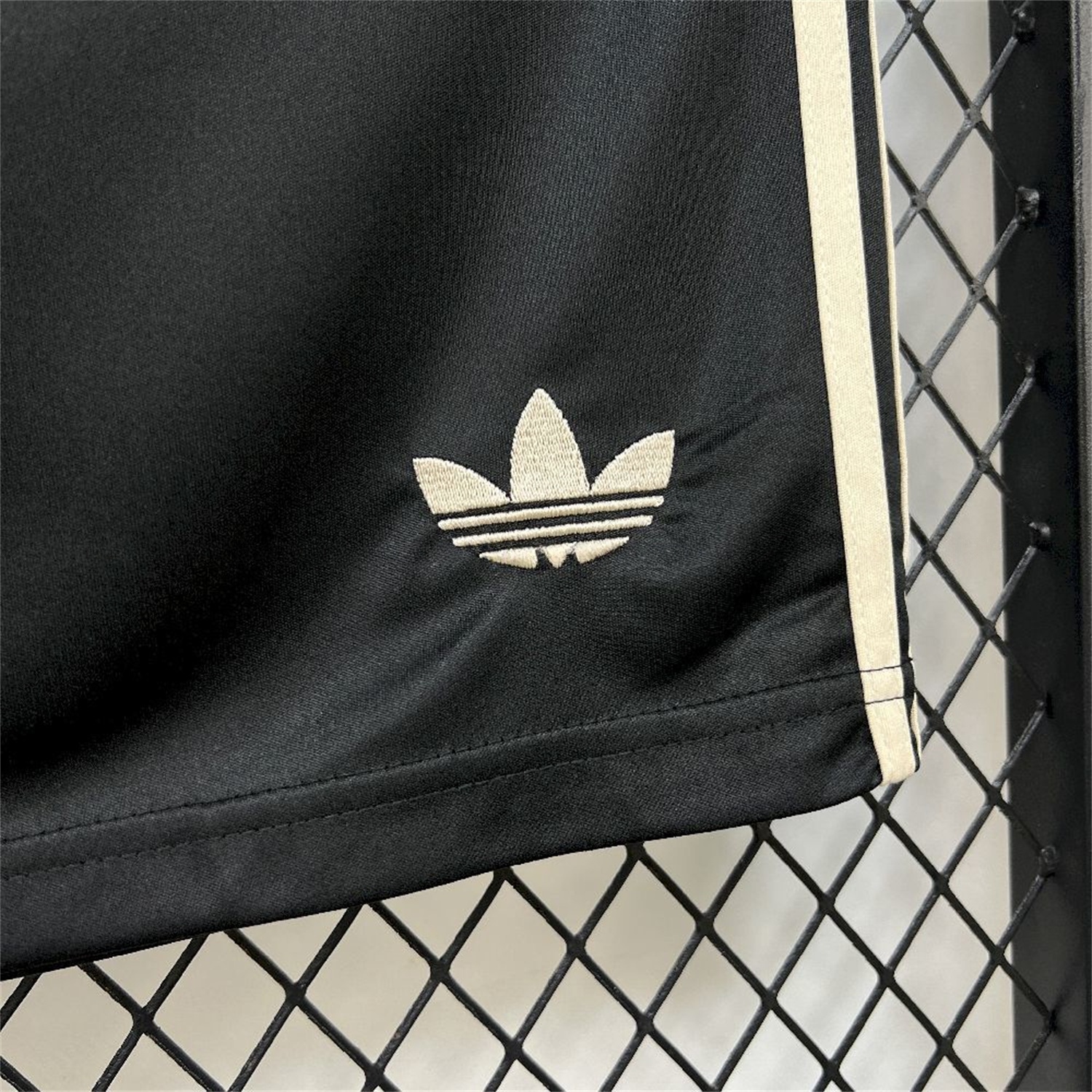 Bayern Munich 25-26 Third Black Shorts - Fans Version - Unitedfutballjersey