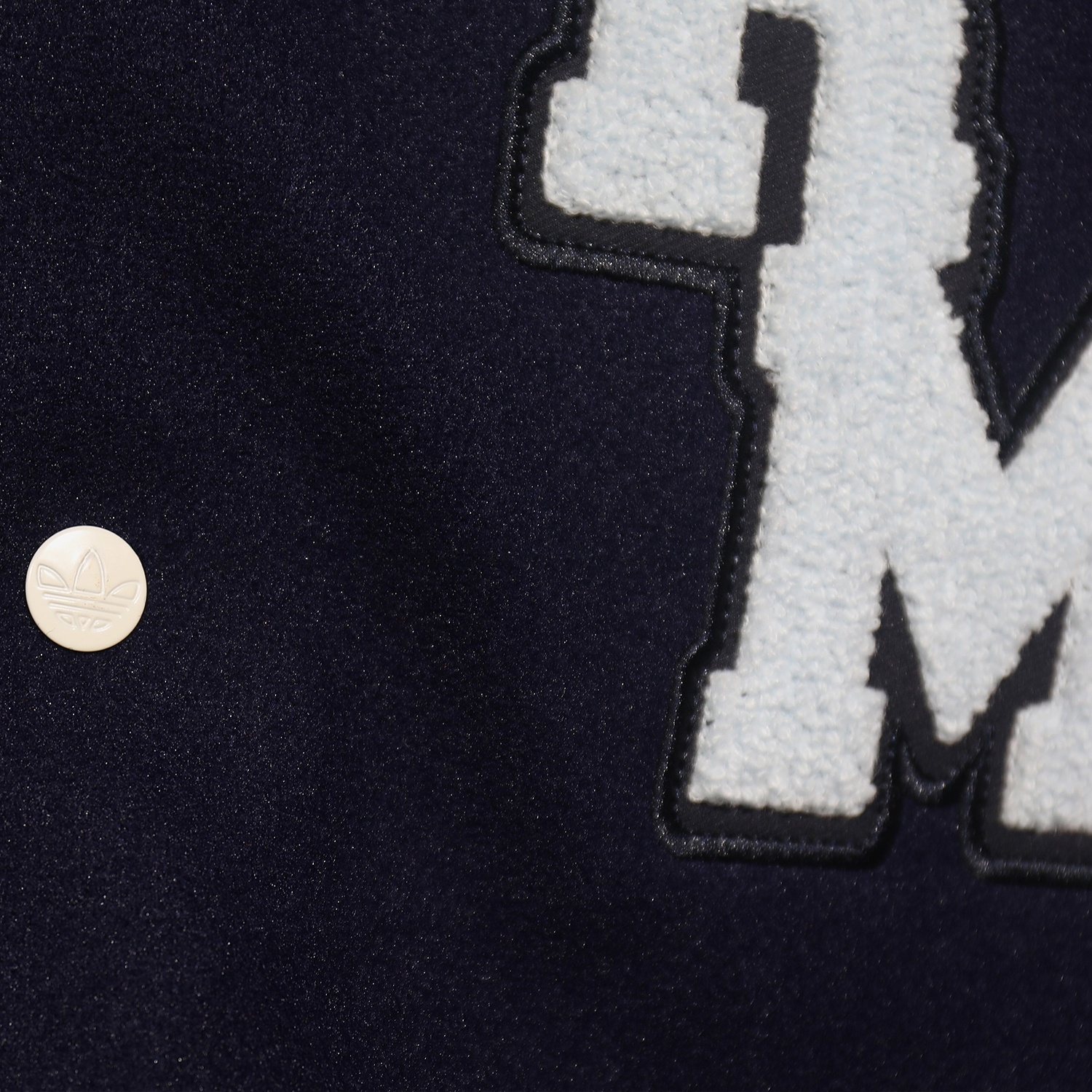 Real Madrid 25-26 Warm Windbreaker Jacket - Dark Blue And White - Unitedfutballjersey