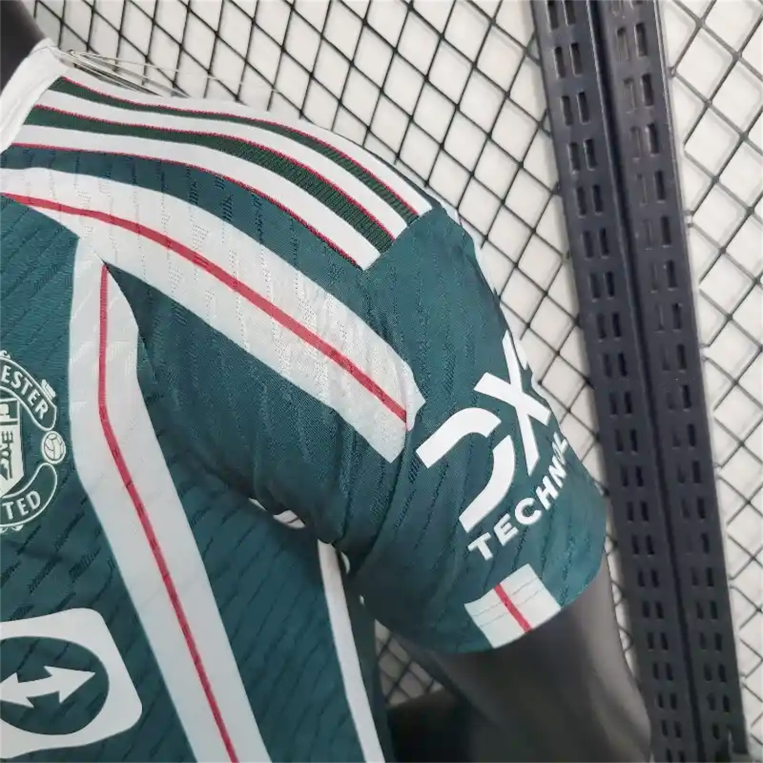 Retro Manchester United 2023-24 Away Green Jersey - Player Version - Unitedfutballjersey