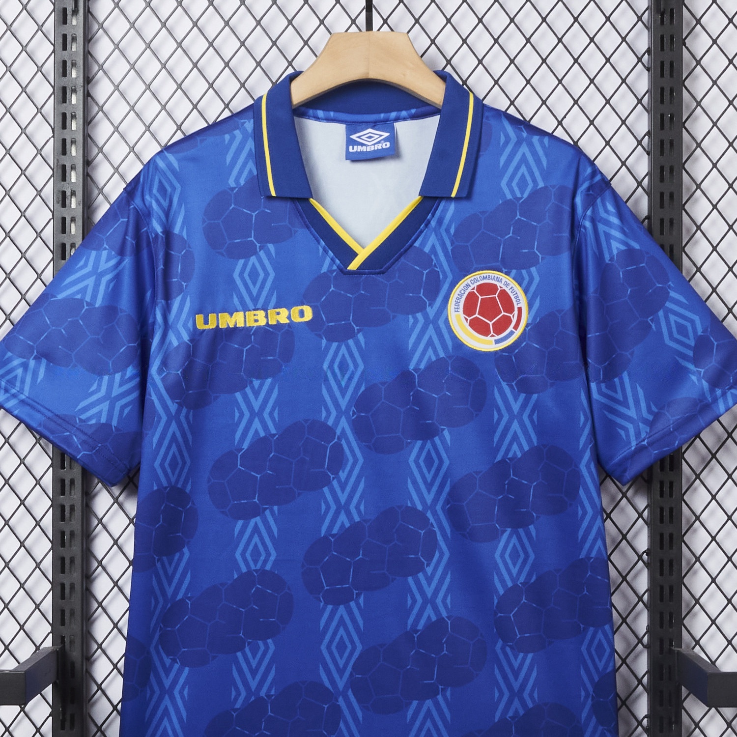 Retro Colombia 1994 Away Jersey - Unitedfutballjersey