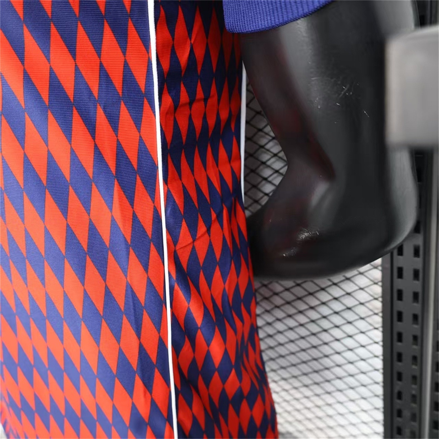 Bayern Munich 25-26 Trefoil Retro Style Red And Deep Blue Jersey - Player Version - Unitedfutballjersey