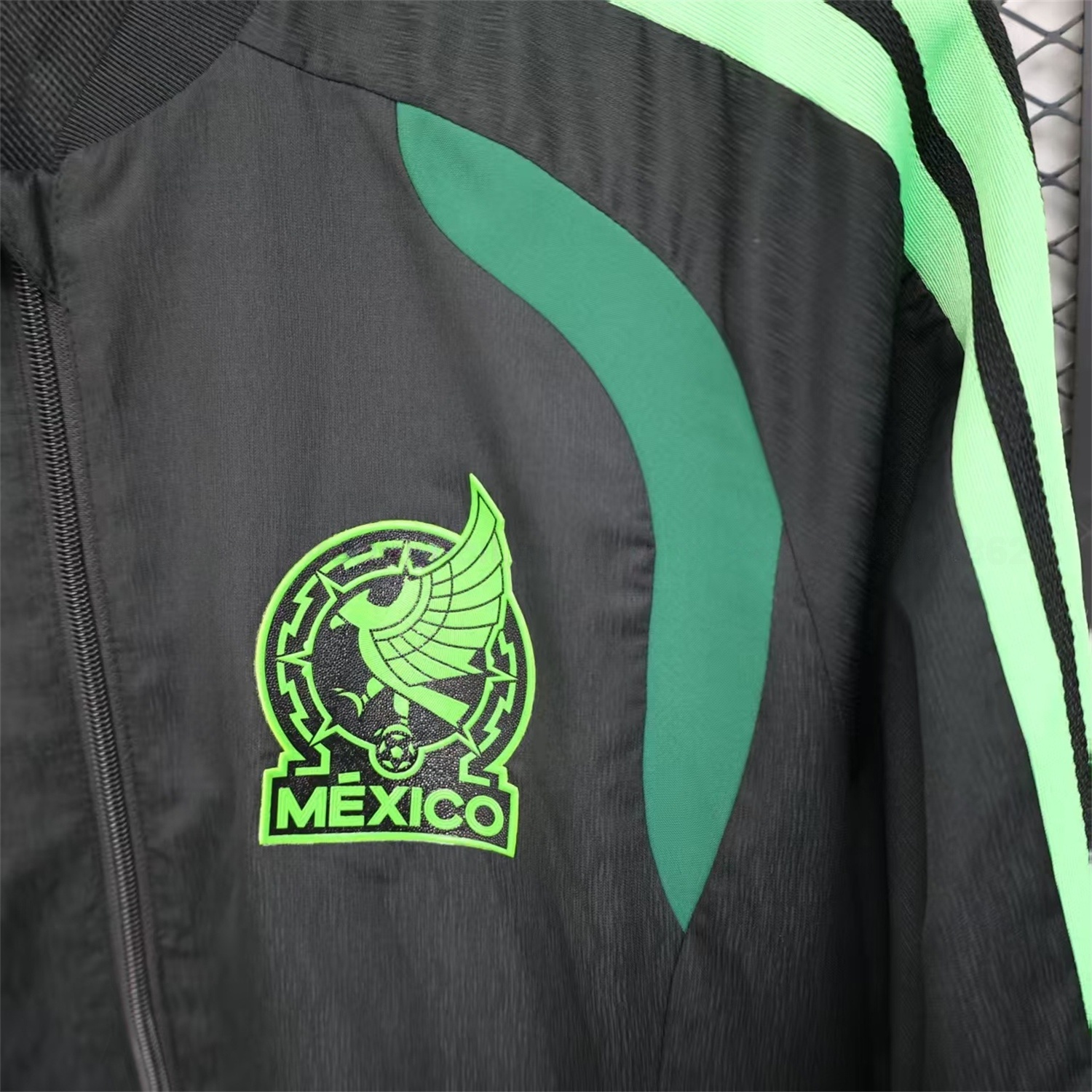 Mexico 25-26 Green And Black Windbreaker Jacket - Deep Green - Unitedfutballjersey