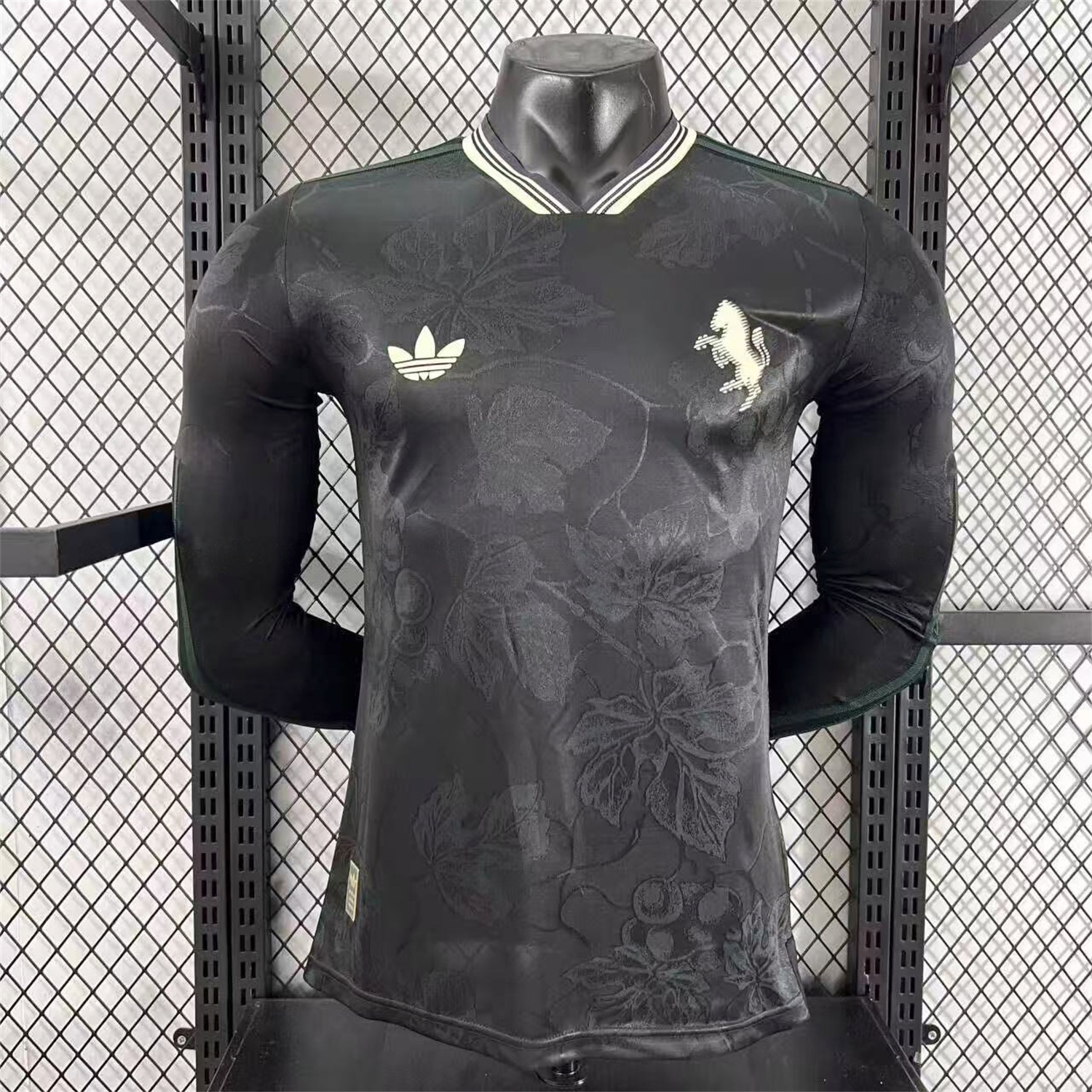 Juventus 25-26 Third Black Unsponsored Long Sleeves Jersey - Player Version - Unitedfutballjersey