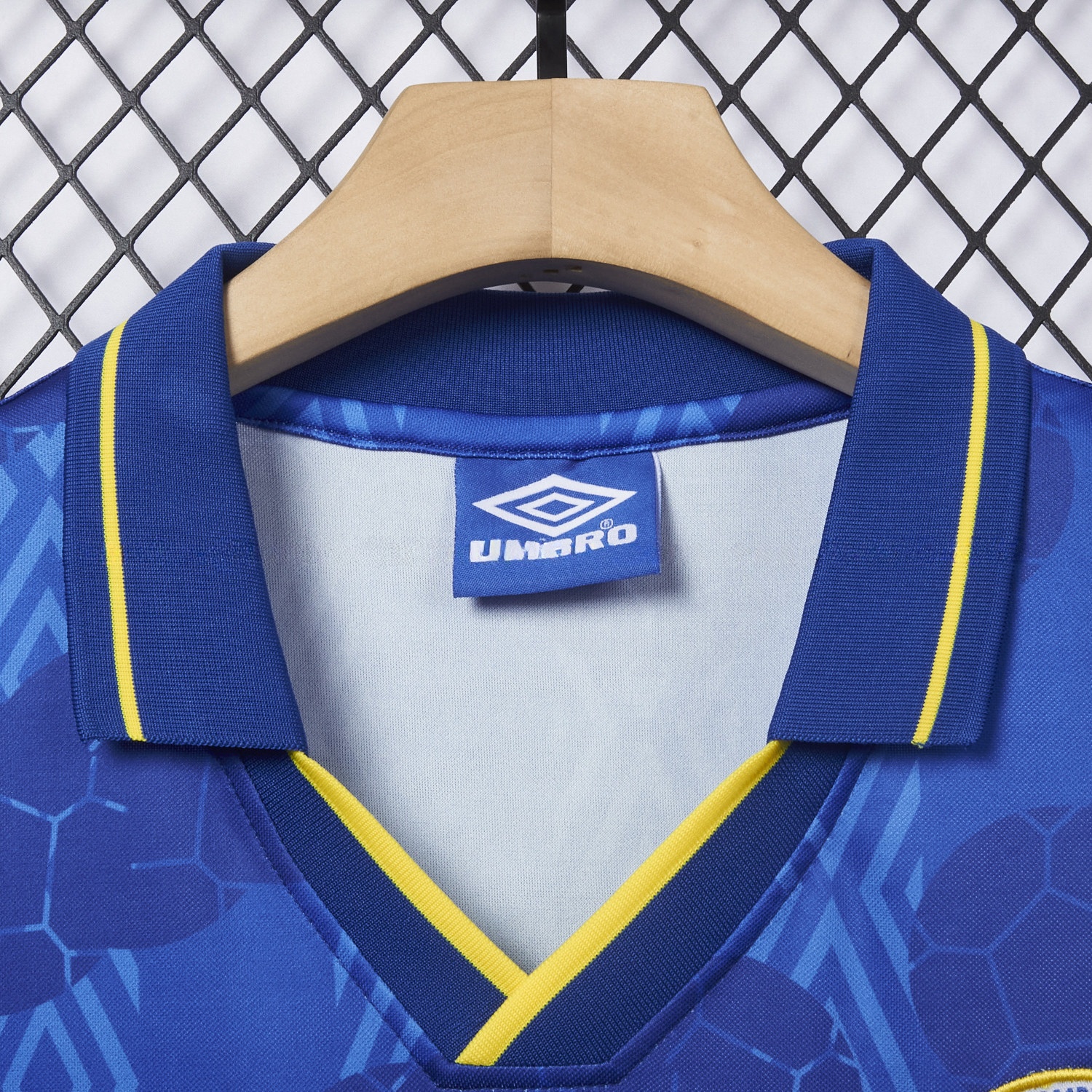 Retro Colombia 1994 Away Jersey - Unitedfutballjersey