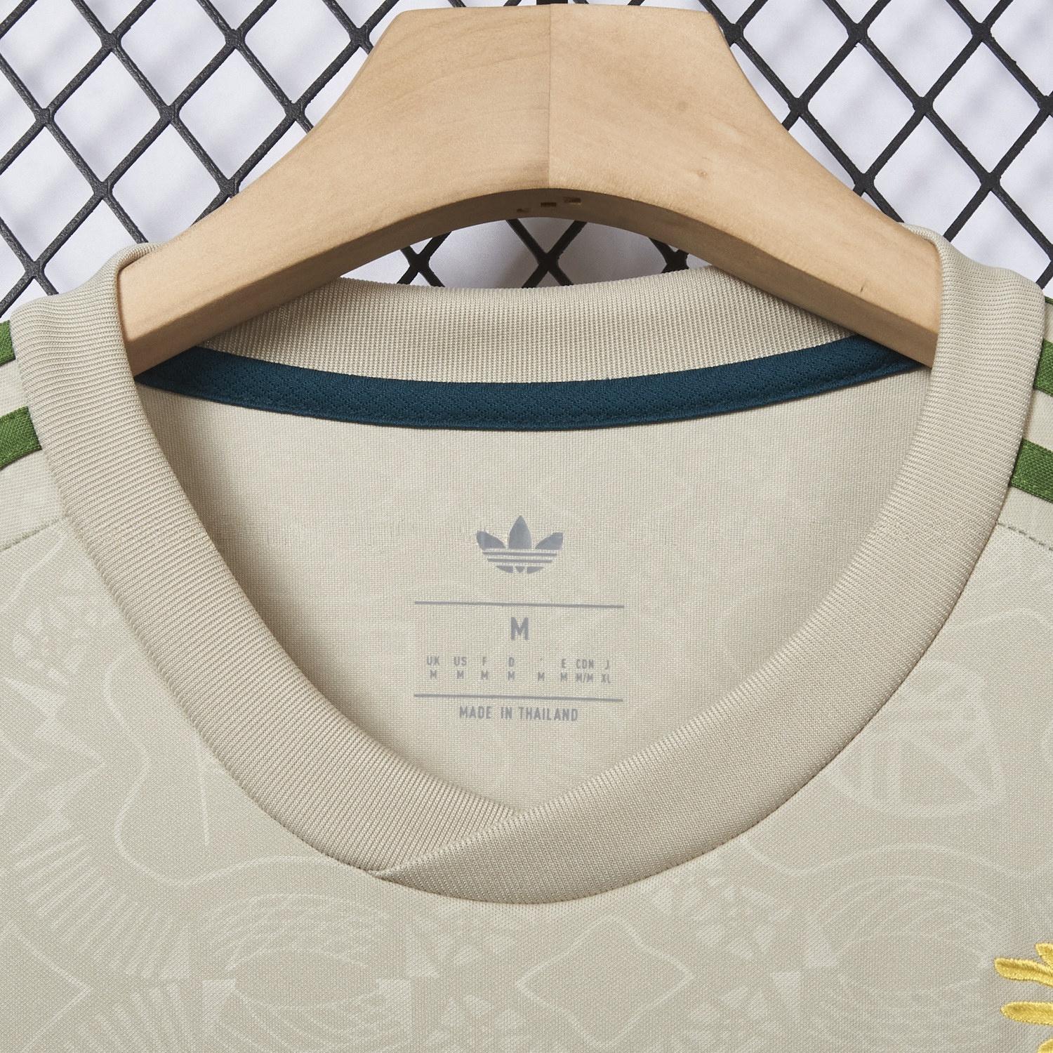 【Panda Bamboo Embroidered Version】Bayern Munich 25-26 Oktoberfest Jersey - Fans Version - Unitedfutballjersey