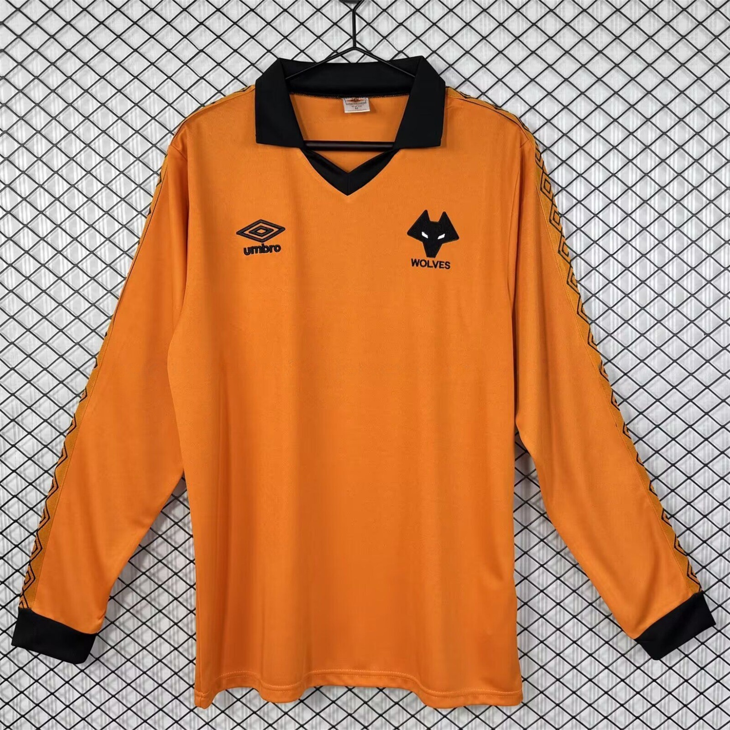Retro Wolverhampton Wanderers Wolves 1979-82 Home Long Sleeves Jersey - Fans Version - Unitedfutballjersey