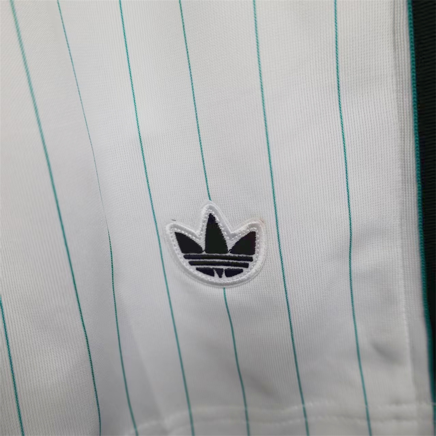 Liver.pool 25-26 Trefoil White Travel Shorts - Player Version - Unitedfutballjersey