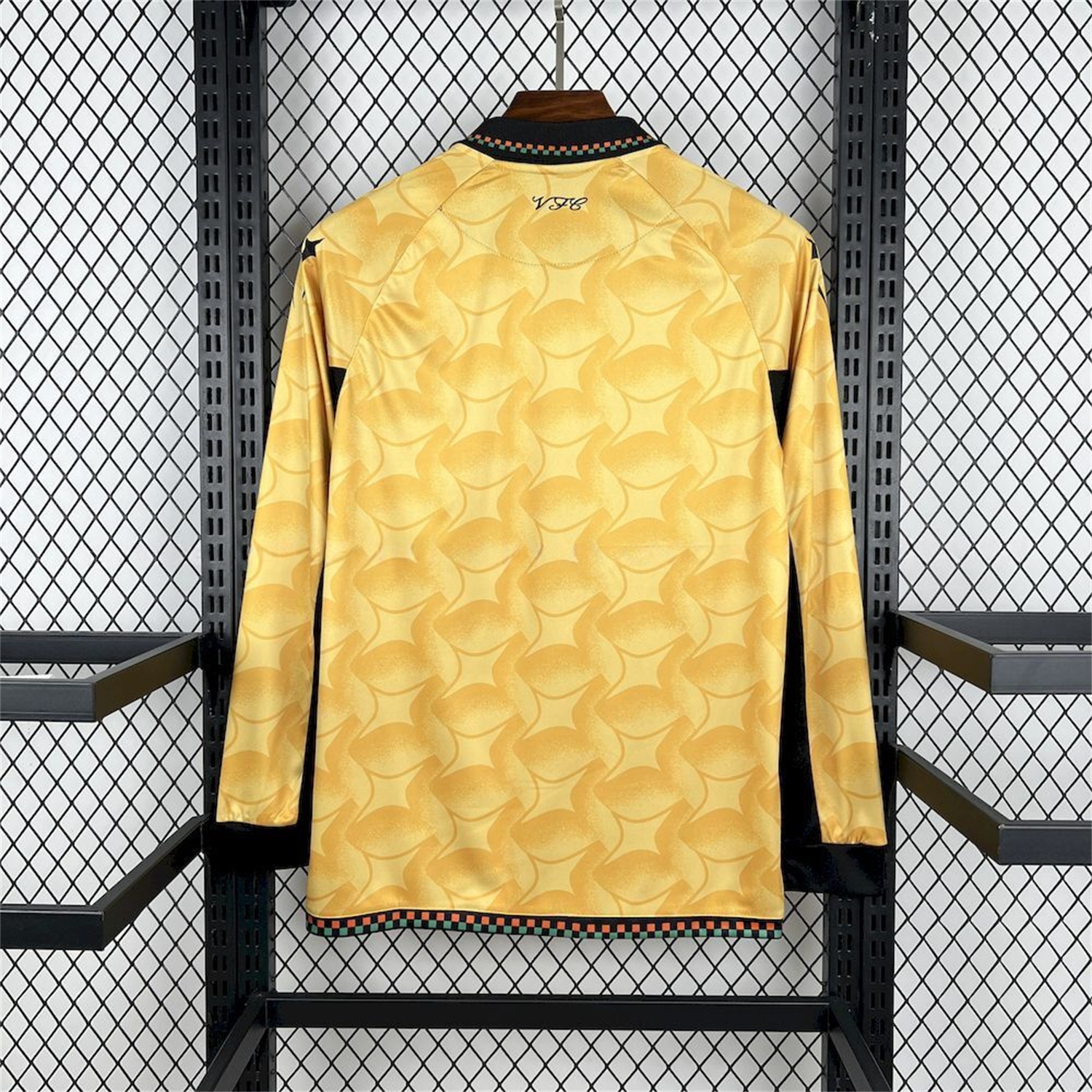 Venezia FC 25-26 Goalkeeper Yellow Unsponsored Long Sleeves Jersey - Fans Version - Unitedfutballjersey