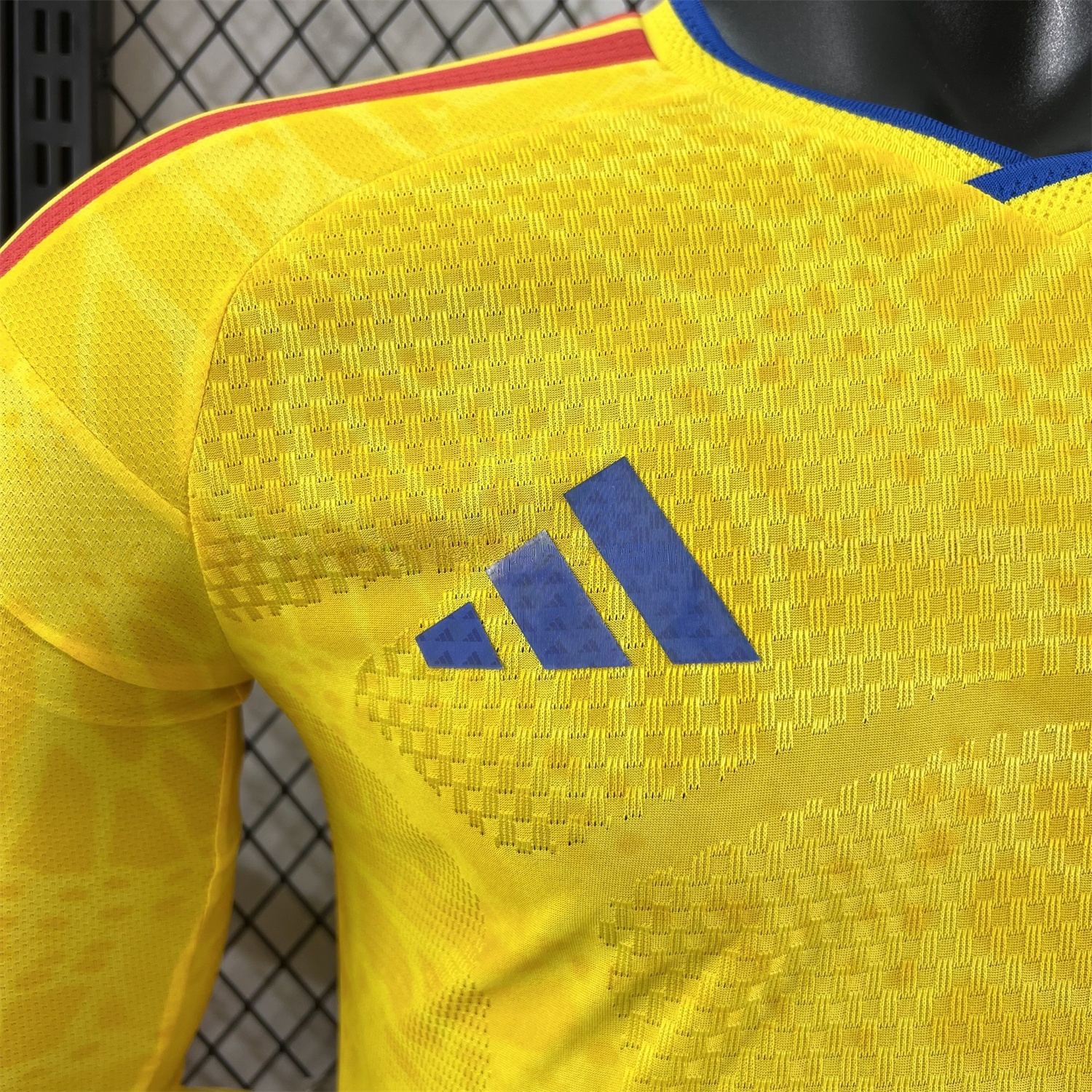 Colombia 2026 Home Long Sleeves Jersey - Player Version - Unitedfutballjersey