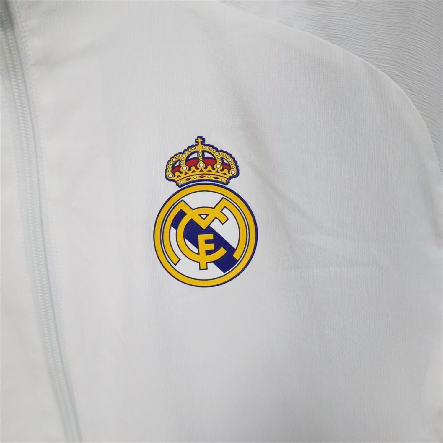 Real Madrid 25-26 White Windbreaker Jacket - Unitedfutballjersey