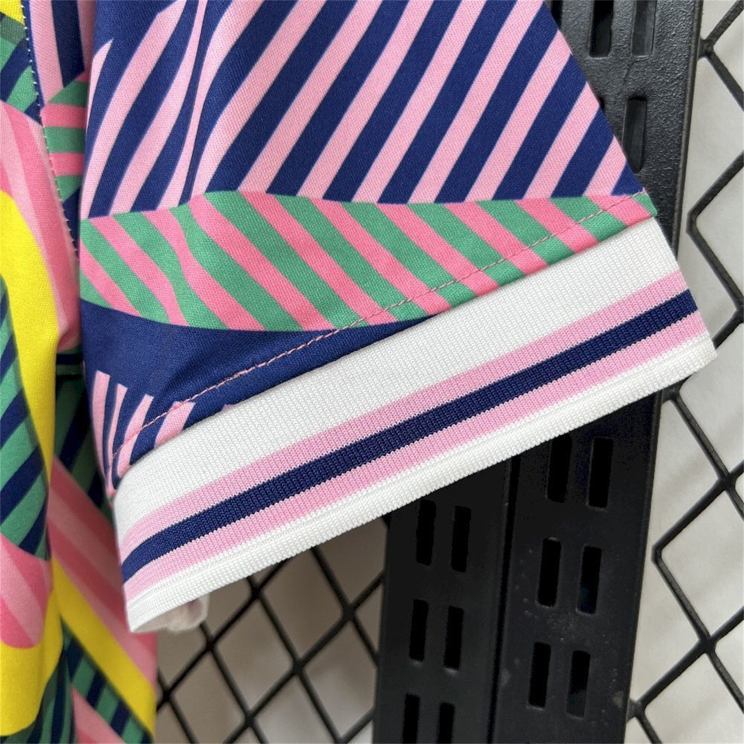 Real Madrid 25-26 Iridescent Colors Pre-Match Training Jersey - Fans Version - Unitedfutballjersey