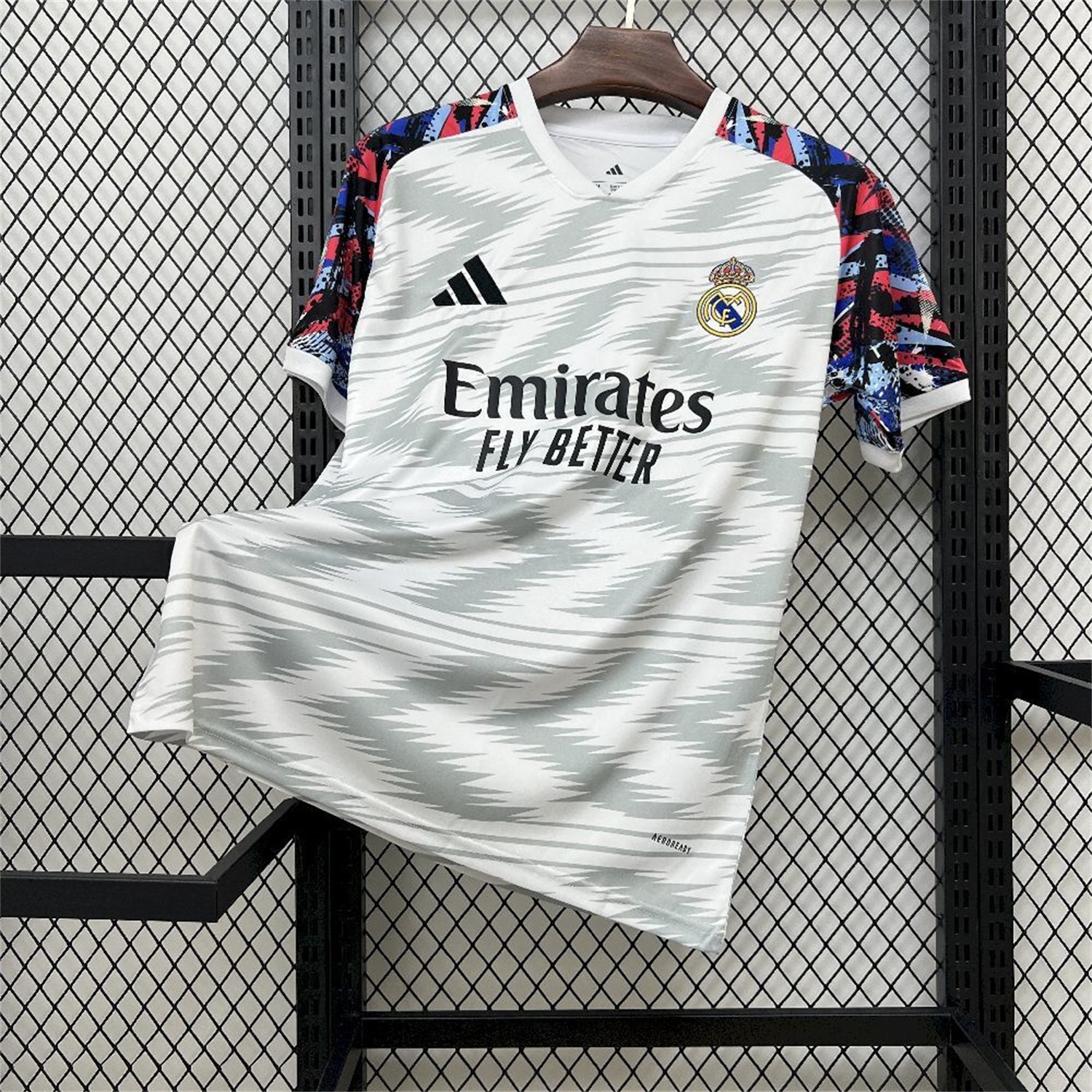 Real Madrid 25-26 Grey And White Pre-Match Training Jersey - Fans Version - Unitedfutballjersey