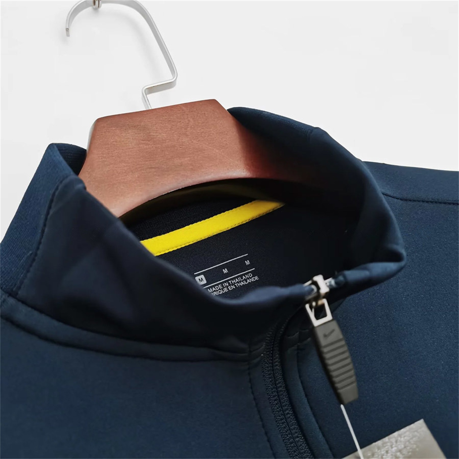 Retro Brazil 2022 Dark Blue Windbreaker - Unitedfutballjersey