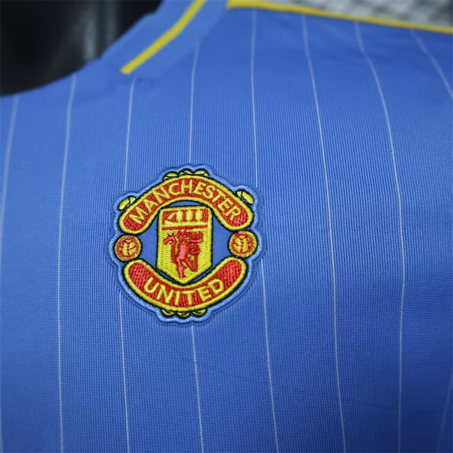 Manchester United 25-26 Icon Travel Special Edition Blue Jersey - Player Version - Unitedfutballjersey