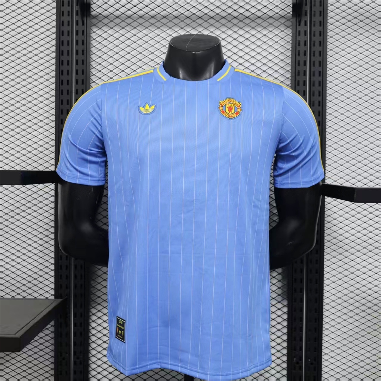 Manchester United 25-26 Icon Travel Special Edition Blue Jersey - Player Version - Unitedfutballjersey