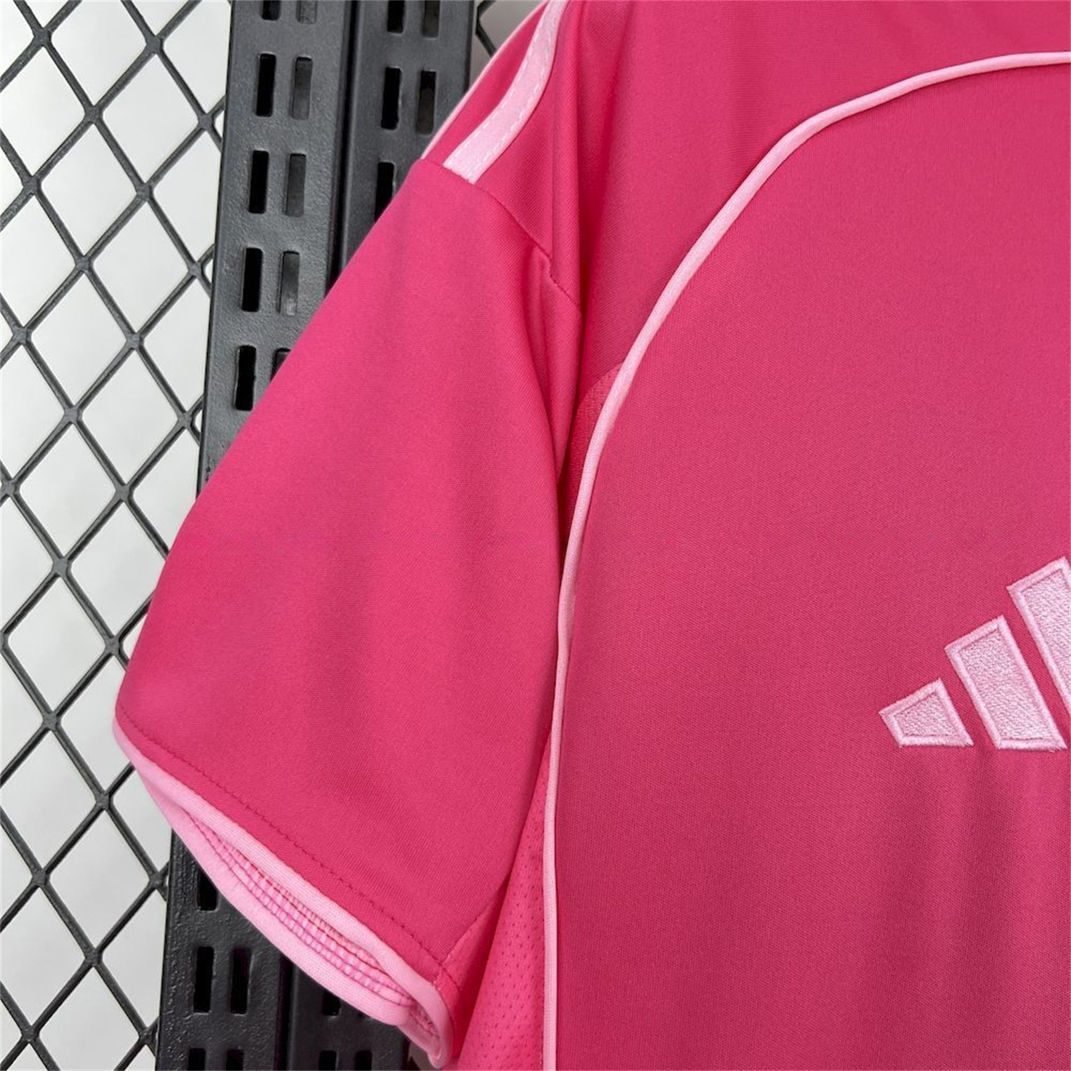 Granada CF 25-26 Fourth Pink Jersey - Fans Version - Unitedfutballjersey