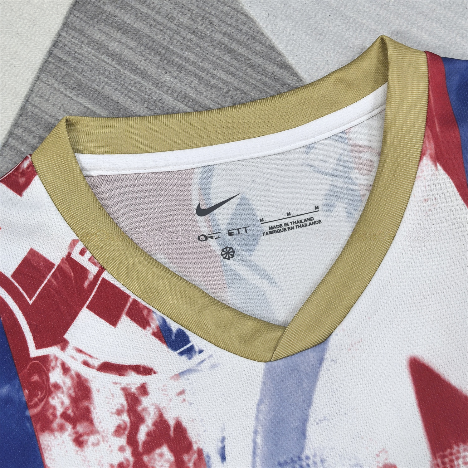 Barcelona 25-26 The No.10 Legacy Special Jersey - Fans Version - Unitedfutballjersey