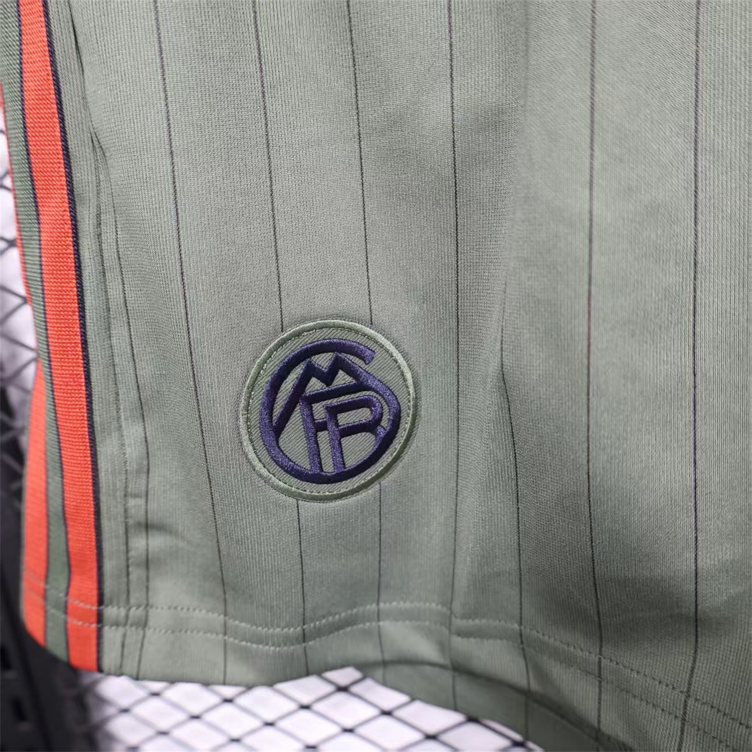 Bayern Munich 25-26 Trefoil Grey Green Travel Shorts - Player Version - Unitedfutballjersey