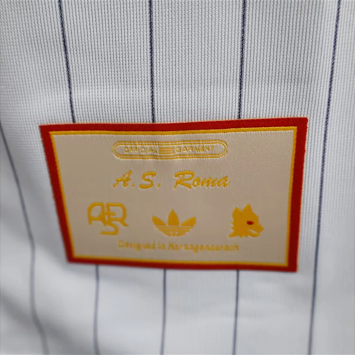 AS Roma 25-26 Icon Travel Special Edition White Jersey - Player Version - Unitedfutballjersey