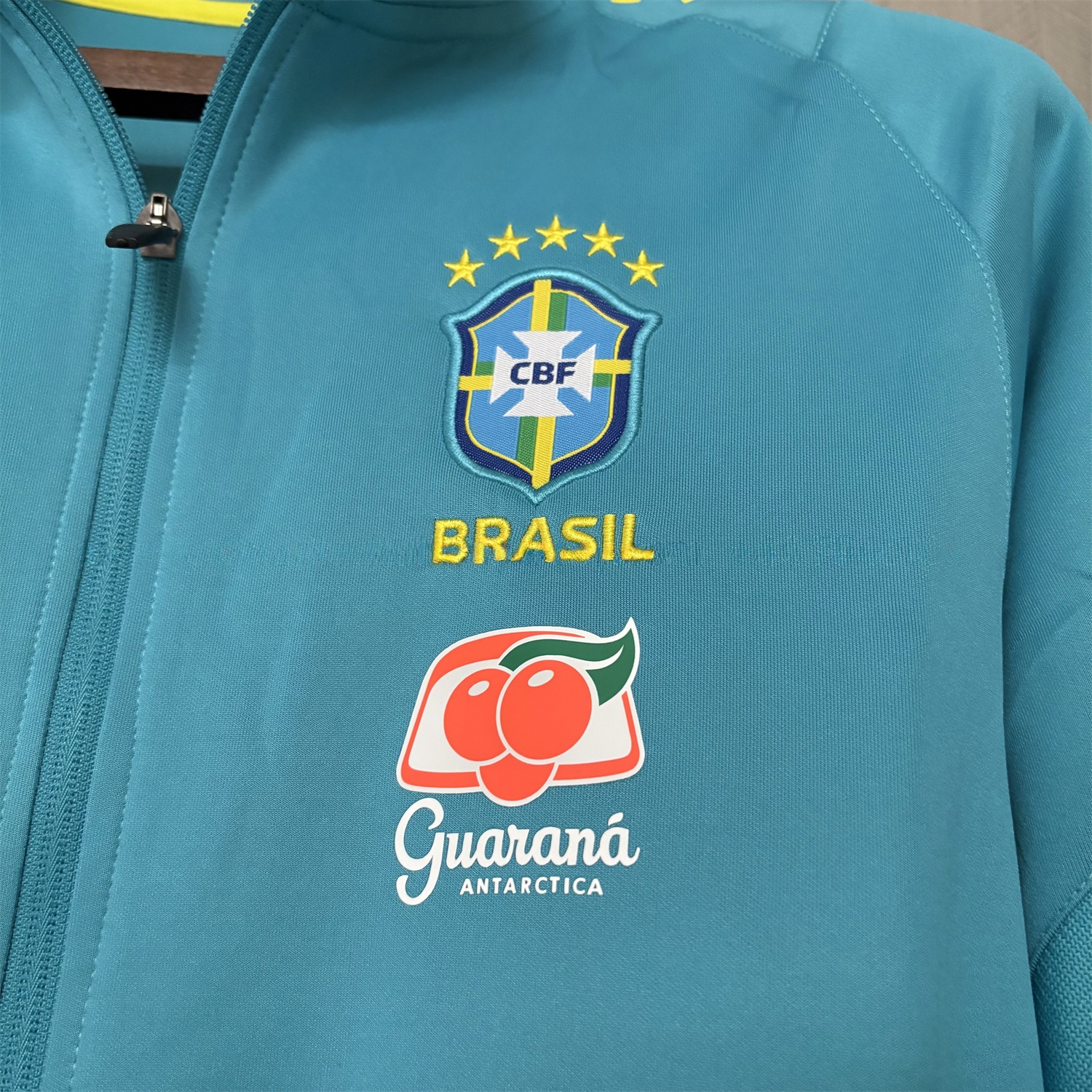 Retro Brazil 2022 Pre-Match Cyan Unsponsored Windbreaker - Unitedfutballjersey