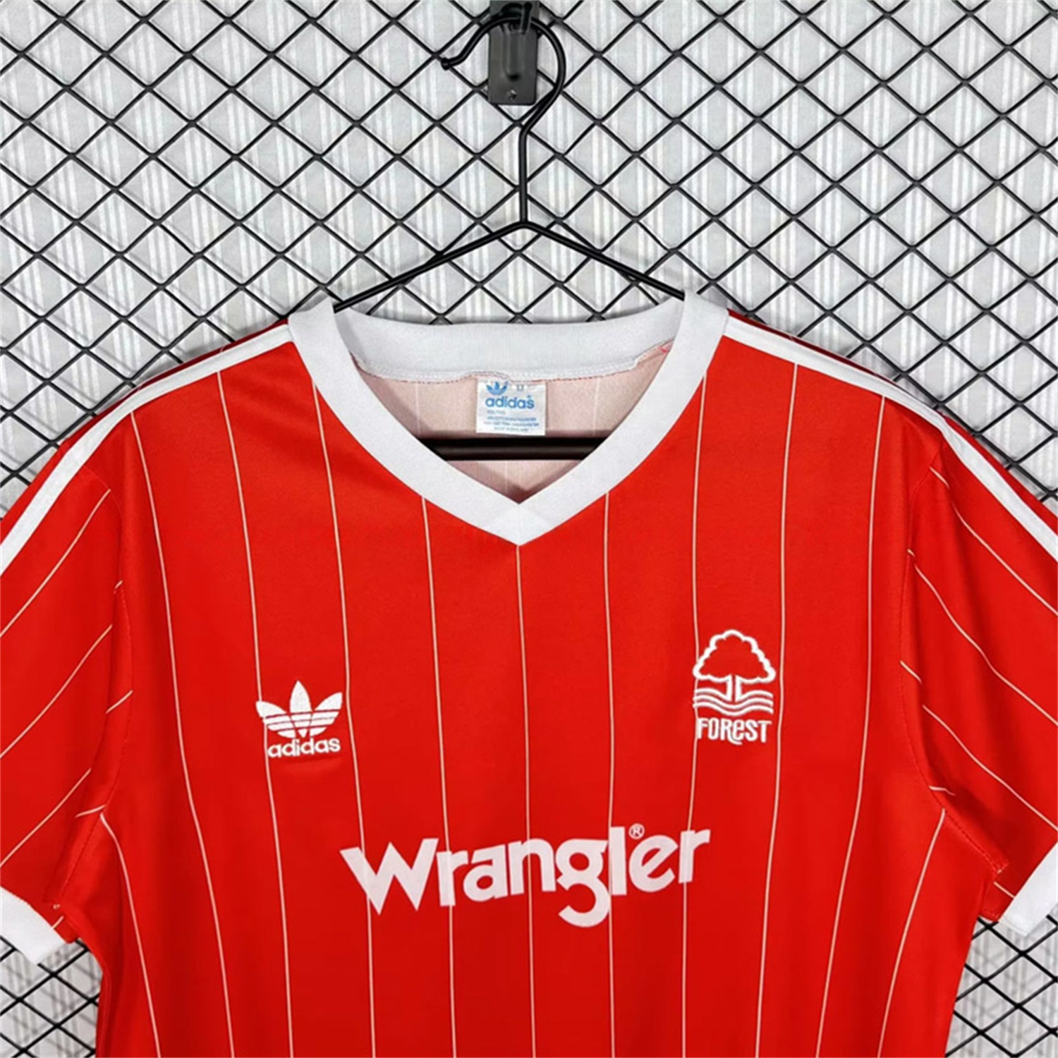 Retro Nottingham Forest 1982-84 Home Jersey - Unitedfutballjersey