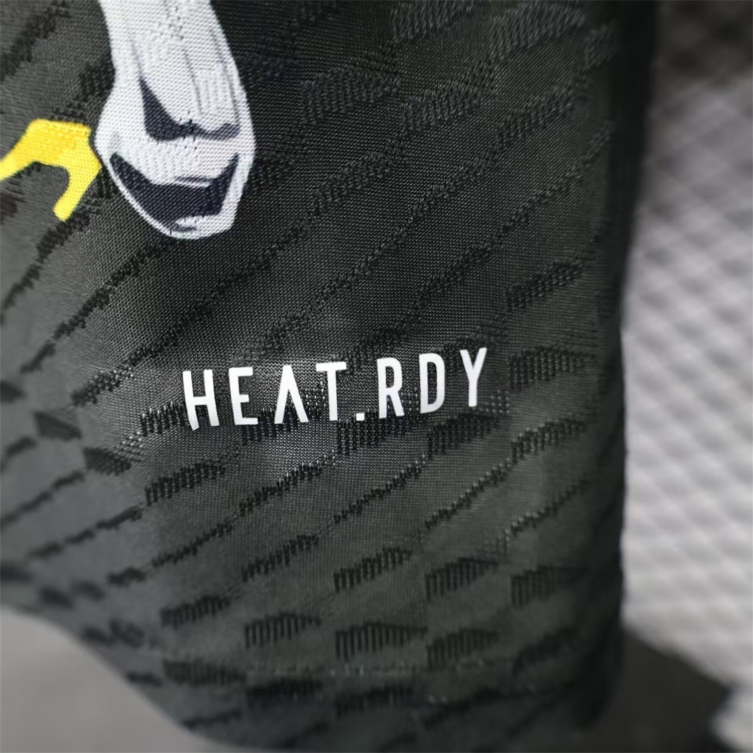 Real Madrid 25-26 Black Thunder Comics Special Jersey - Player Version - Unitedfutballjersey