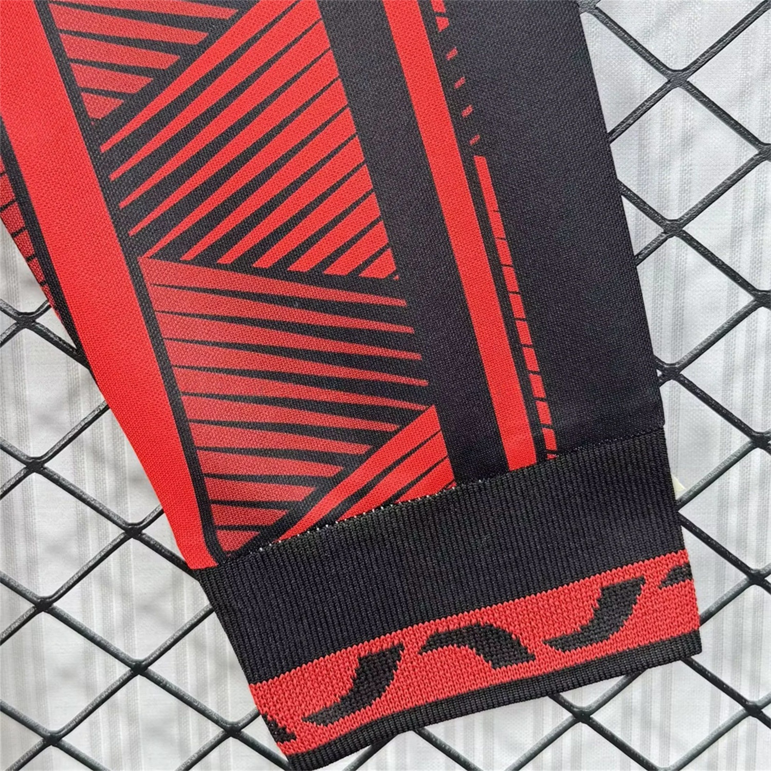 Retro Frankfurt 1995-96 Home Long Sleeves Jersey - Unitedfutballjersey