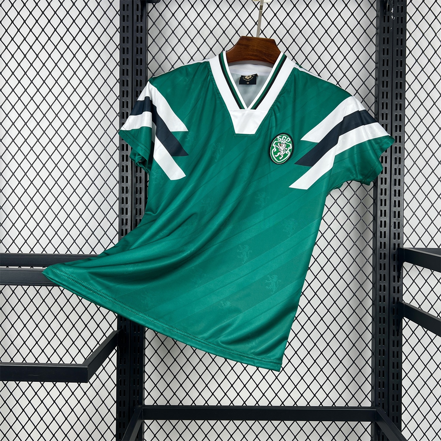 Sporting CP 25-26 Retro Style Green Special Jersey - Fans Version - Unitedfutballjersey