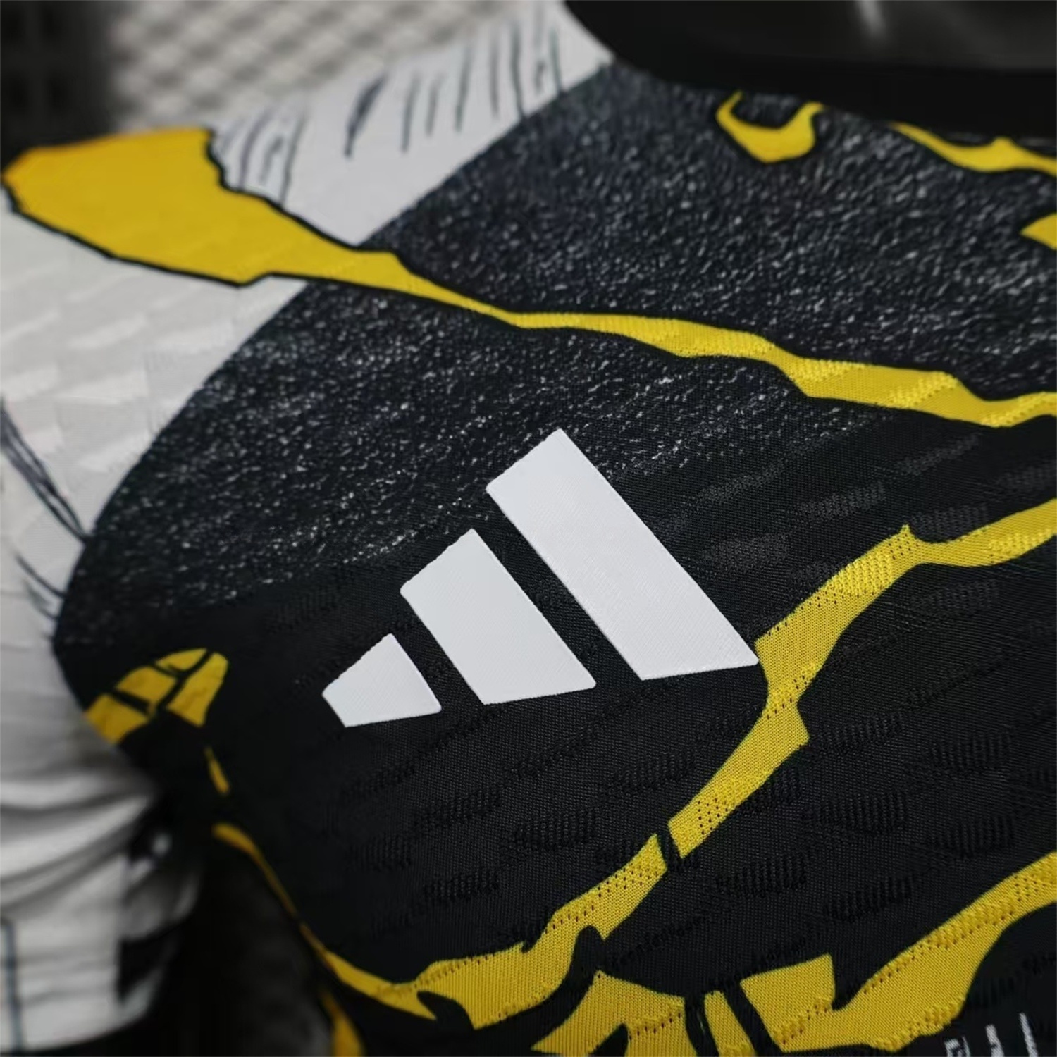 Real Madrid 25-26 Thunder Comics Pre-Match Special Jersey - Player Version - Unitedfutballjersey