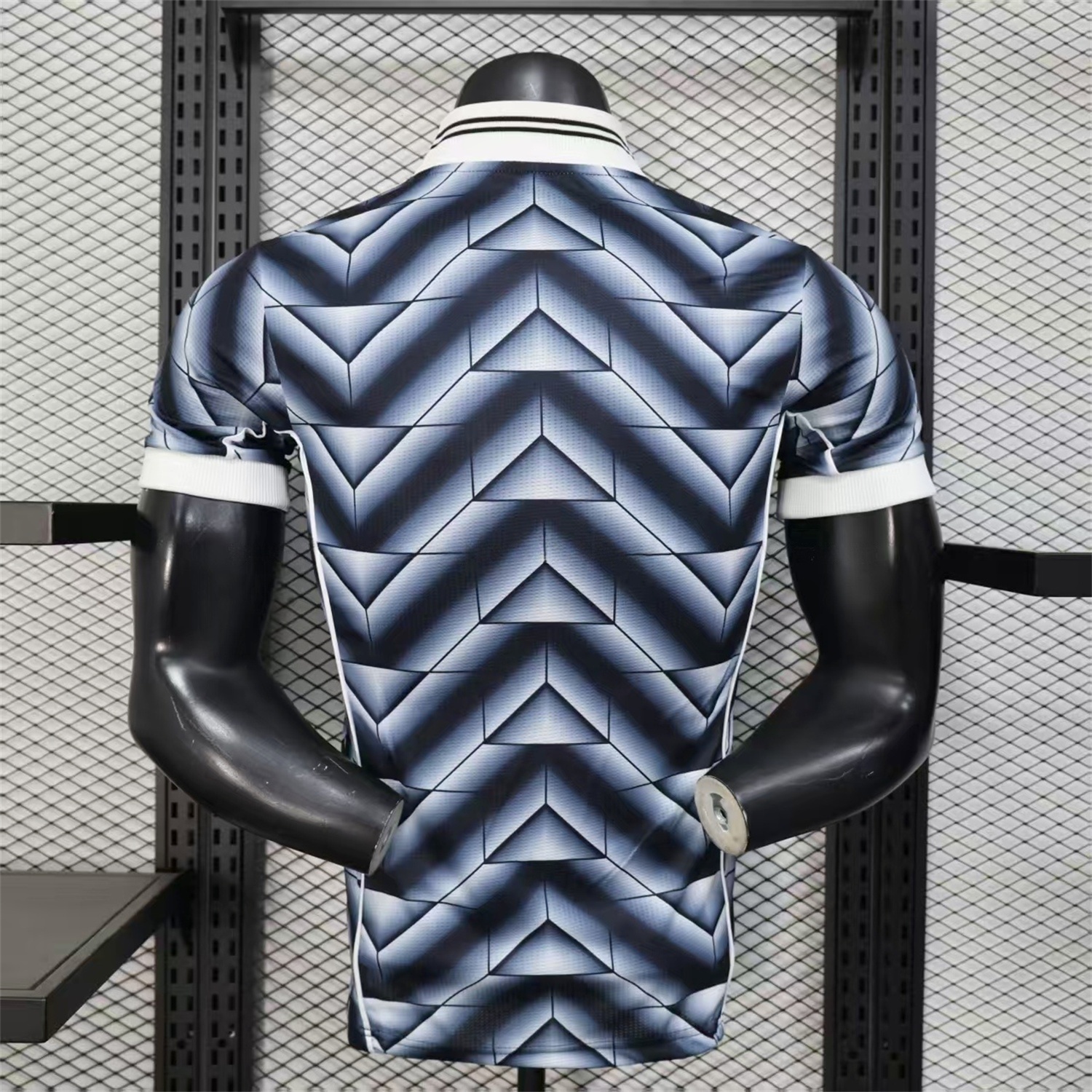 Real Madrid 25-26 Refracted Black Light White Special Jersey - Player Version - Unitedfutballjersey